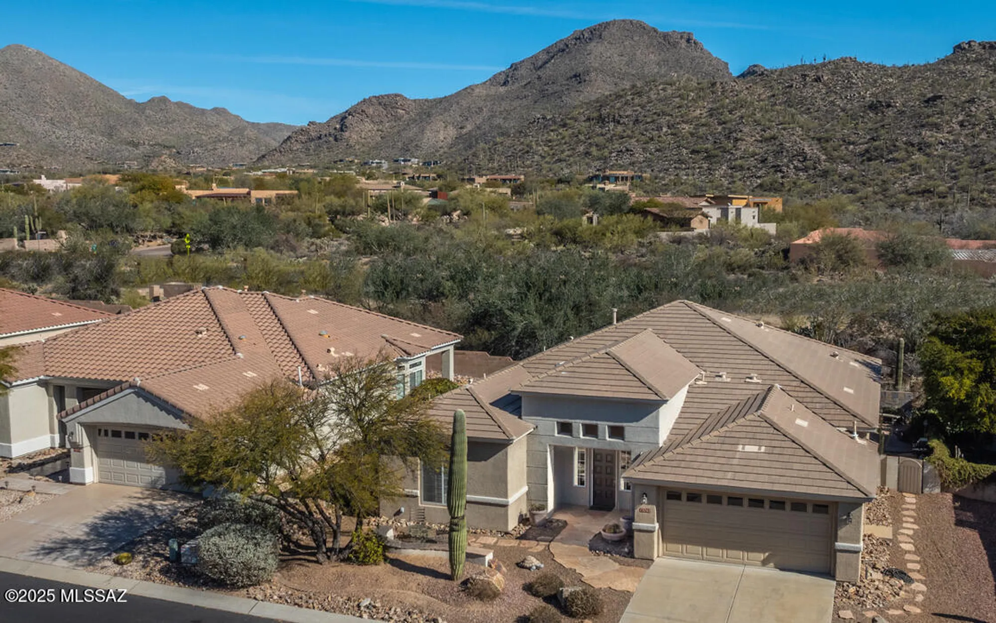 Property Slideshow image 3 of 45 | 13762 n heritage canyon dr, Marana, AZ, 85658