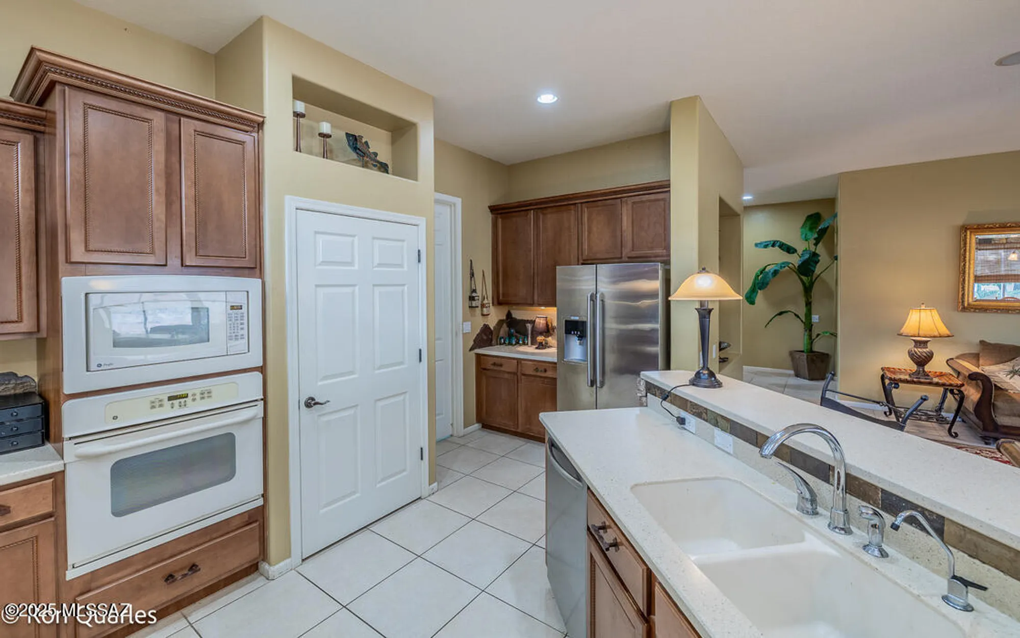 Property Slideshow image 15 of 45 | 13762 n heritage canyon dr, Marana, AZ, 85658