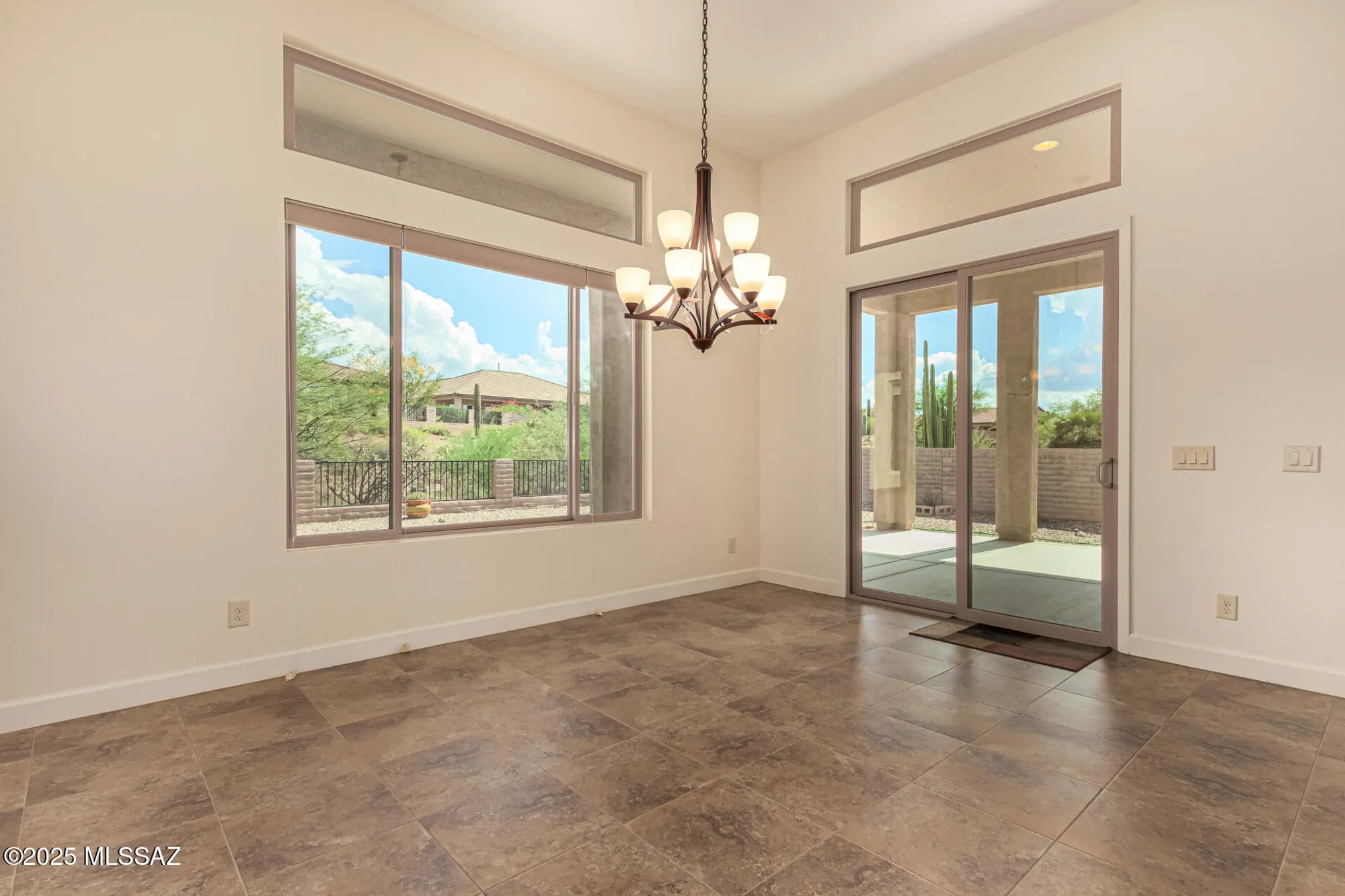 Property Slideshow image 8 of 33 | 566 n ramos ln, Green Valley, AZ, 85614