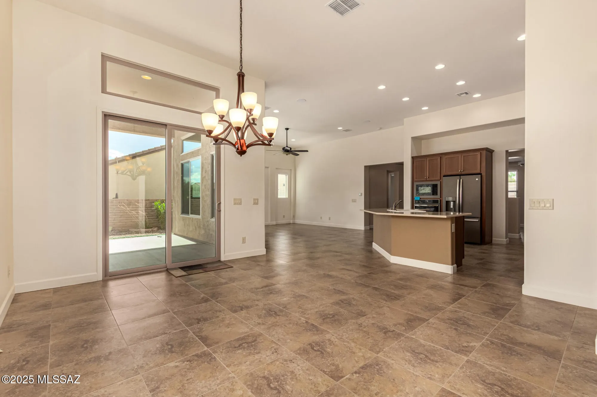 Property Slideshow image 9 of 33 | 566 n ramos ln, Green Valley, AZ, 85614