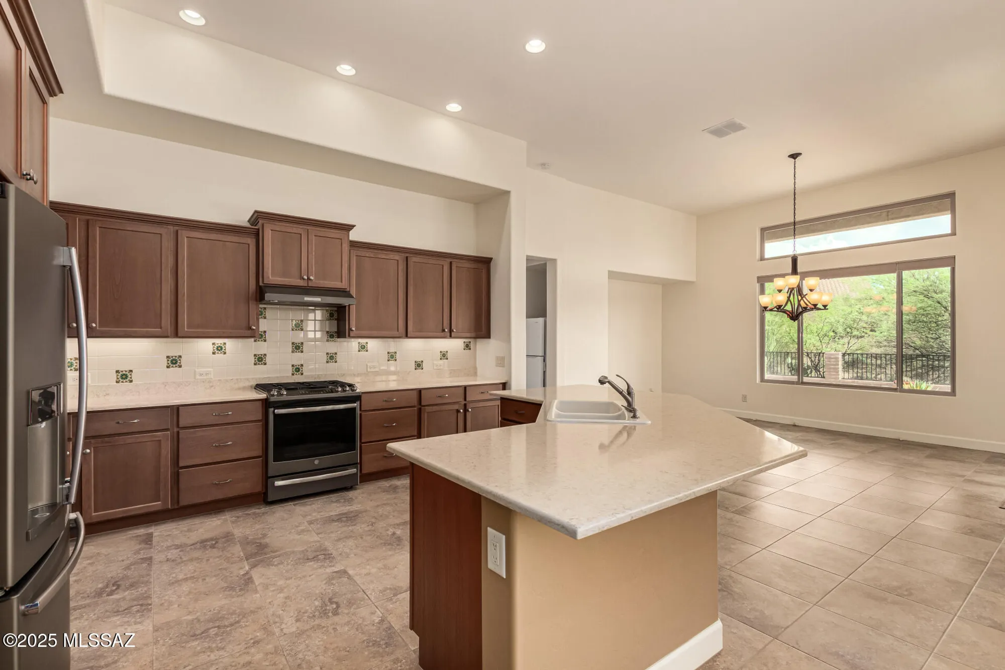 Property Slideshow image 14 of 33 | 566 n ramos ln, Green Valley, AZ, 85614