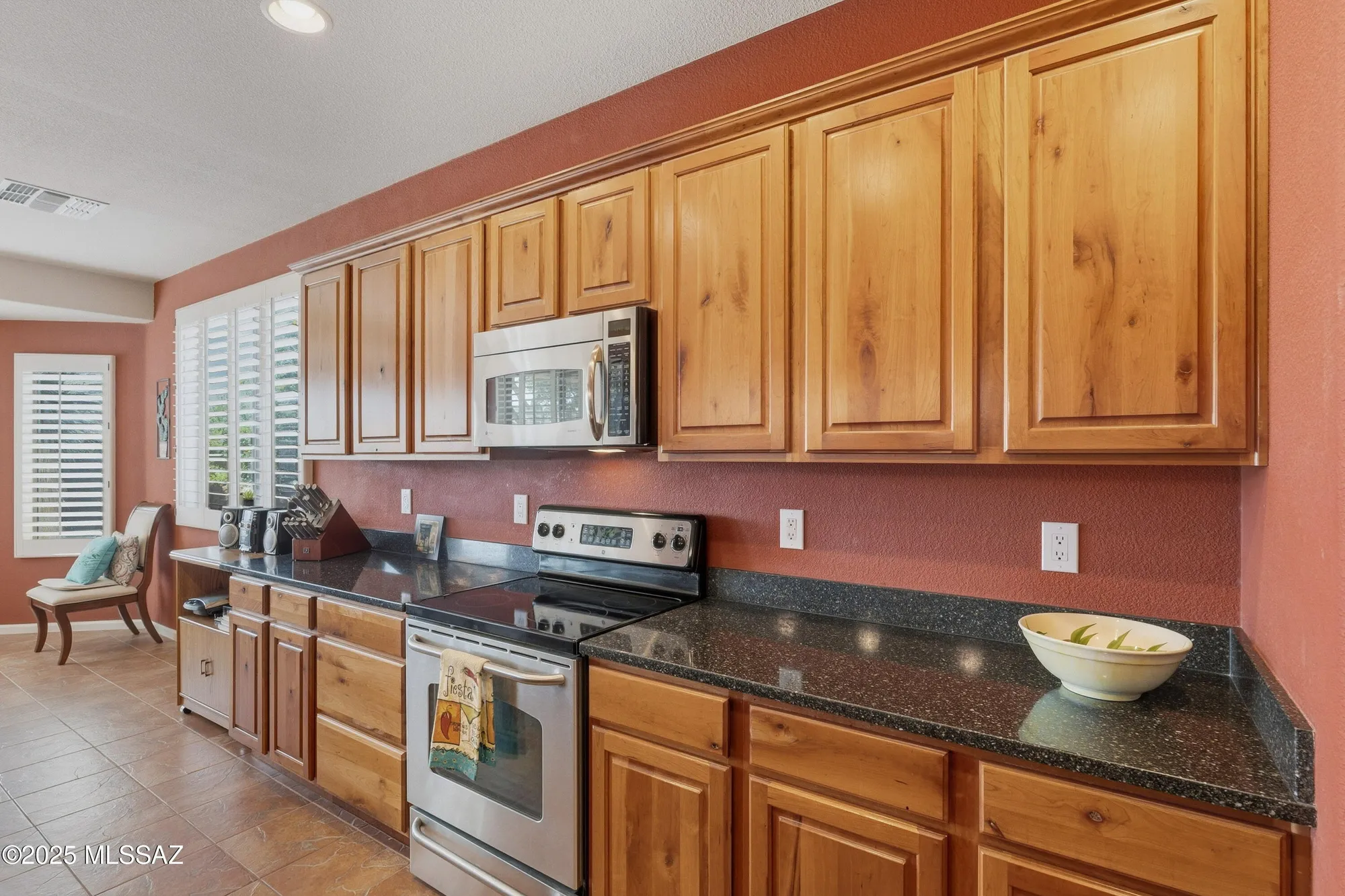 Property Slideshow image 5 of 28 | 2212 e bluejay bluff ln, Green Valley, AZ, 85614