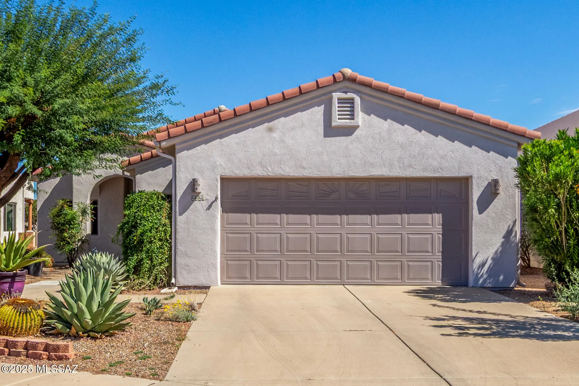 Property Slideshow image 2 of 44 | 2229 s via massari, Green Valley, AZ, 85614