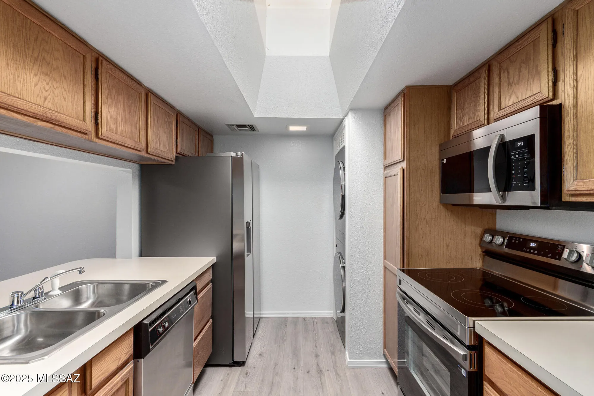 Property Slideshow image 12 of 22 | 1721 w dalehaven cir, Tucson, AZ, 85704