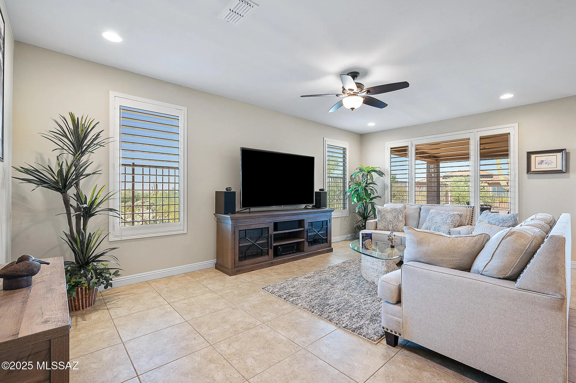 Property Slideshow image 8 of 40 | 6798 w cape royal trl, Marana, AZ, 85658