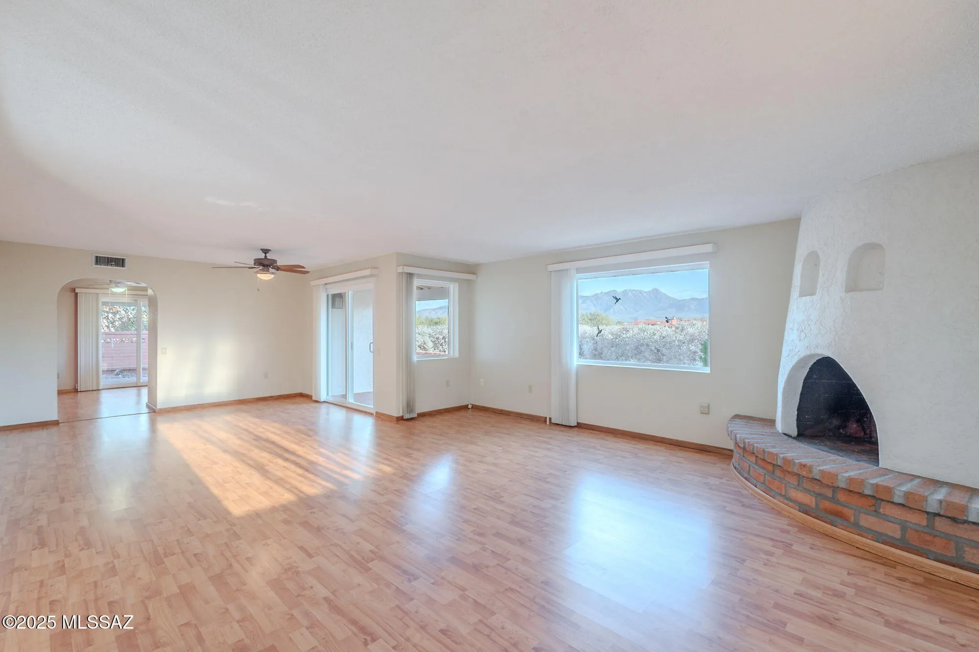 Property Slideshow image 6 of 48 | 939 s las lomas cir, Green Valley, AZ, 85614