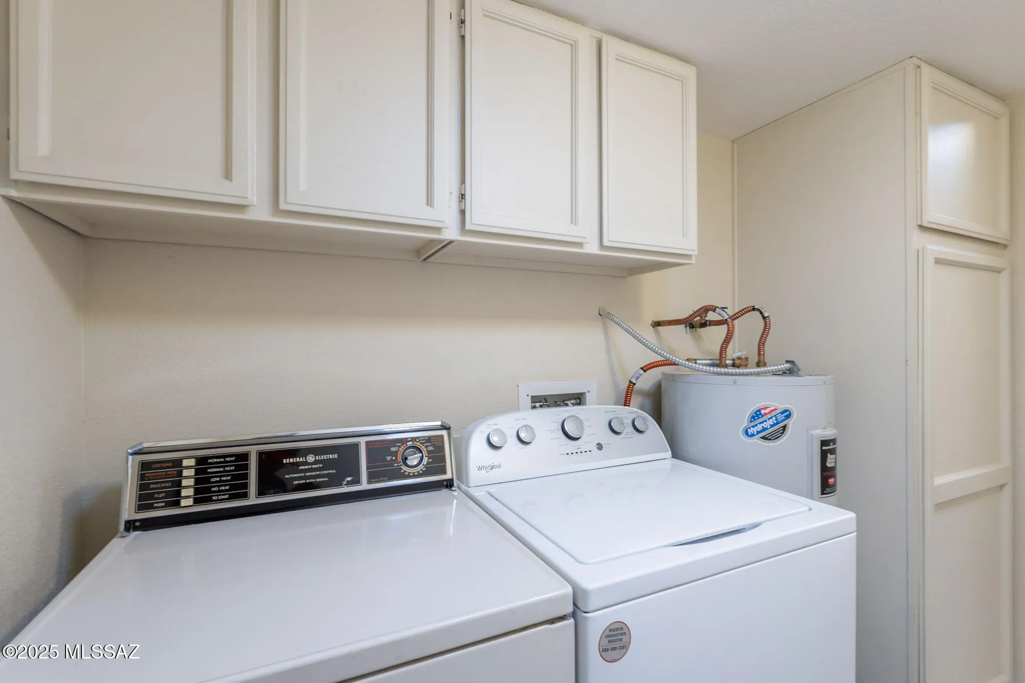 Property Slideshow image 32 of 48 | 939 s las lomas cir, Green Valley, AZ, 85614