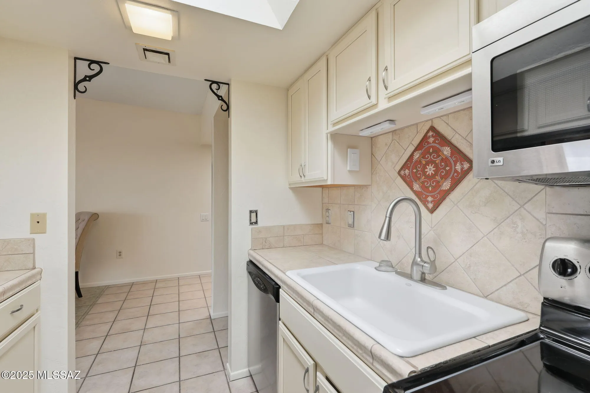 Property Slideshow image 15 of 25 | 2507 s calle cervantes, Green Valley, AZ, 85622