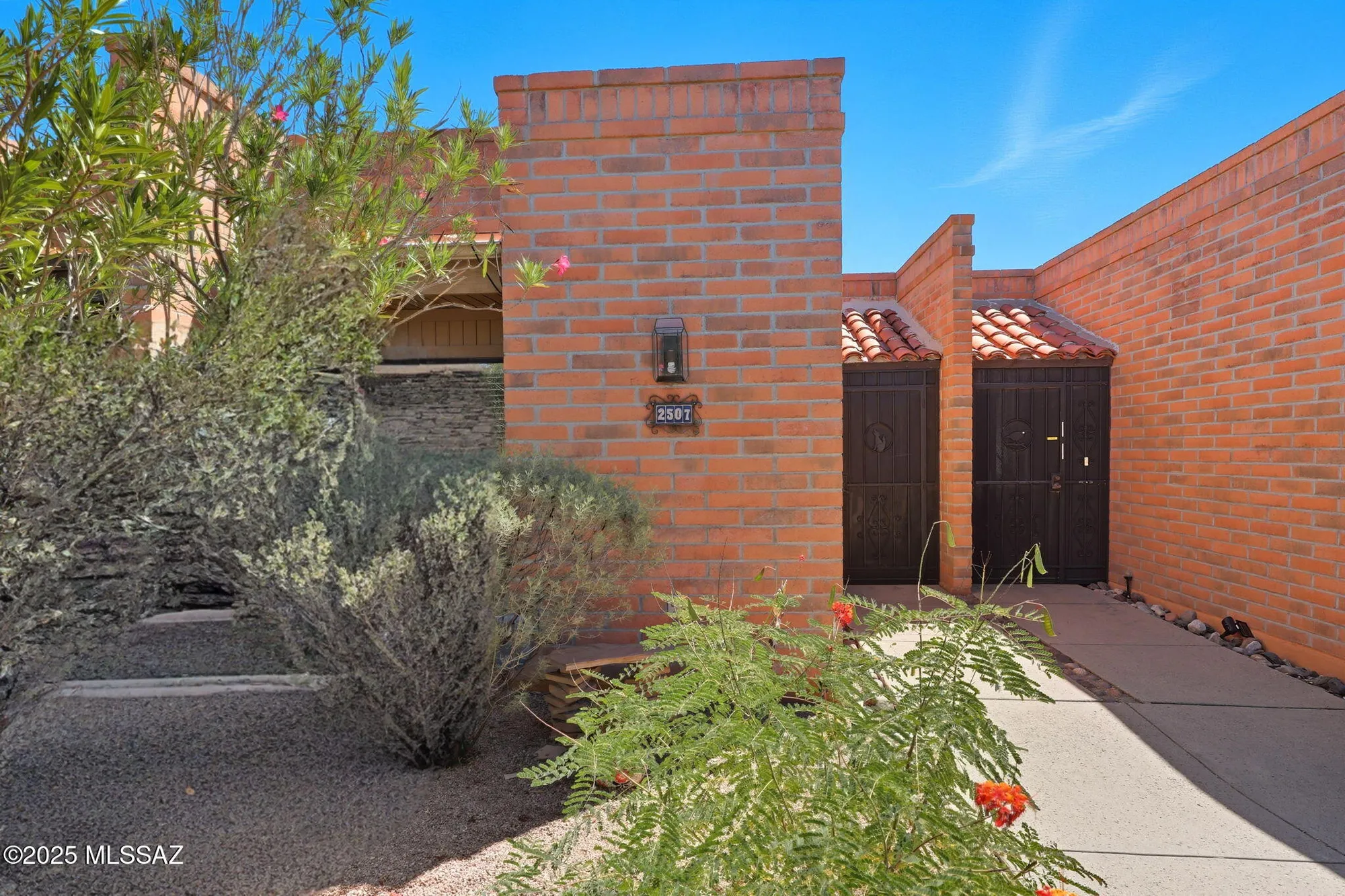 Property Slideshow image 1 of 25 | 2507 s calle cervantes, Green Valley, AZ, 85622