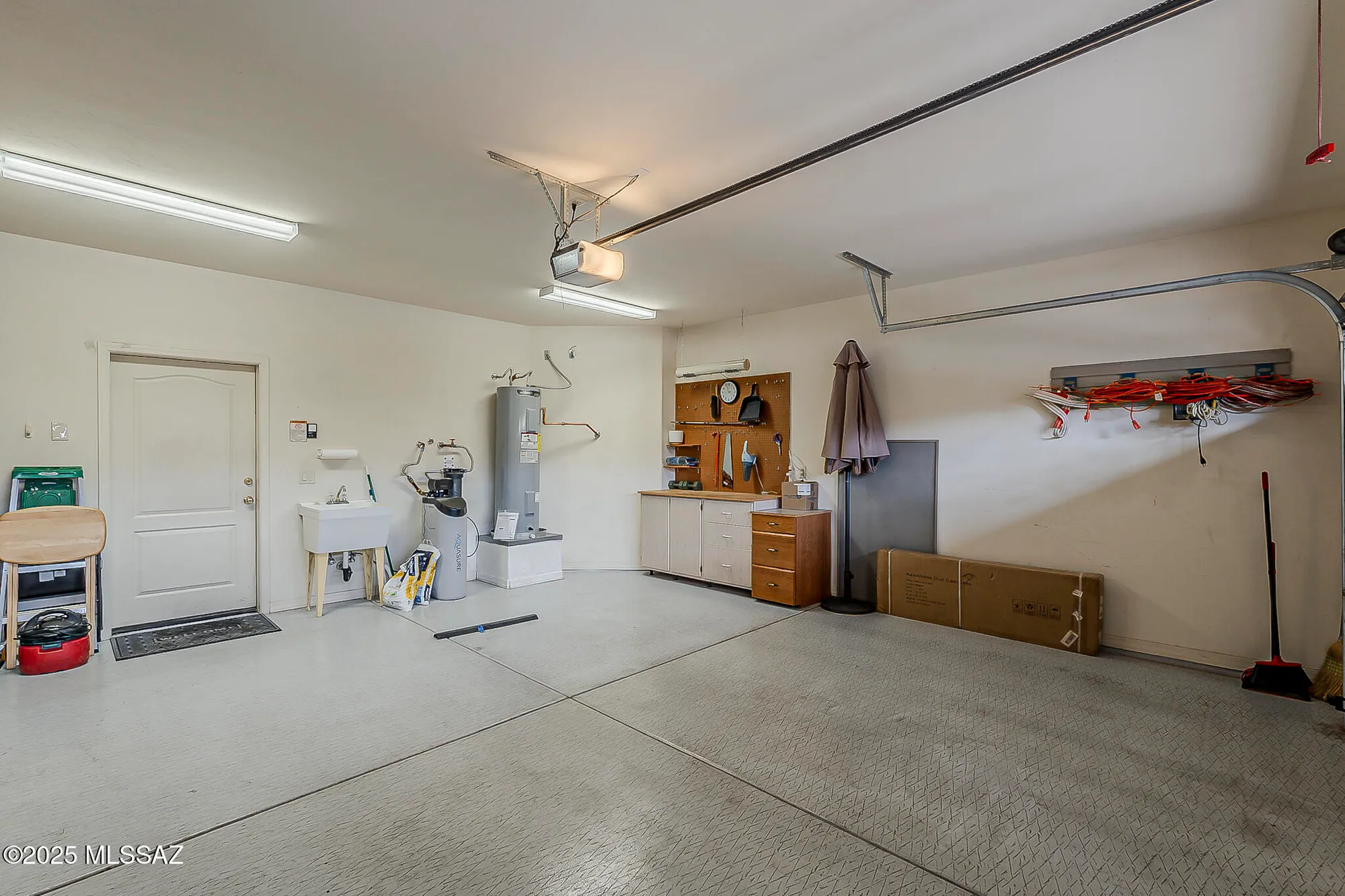 Property Slideshow image 43 of 45 | 490 w moorwood st, Green Valley, AZ, 85614