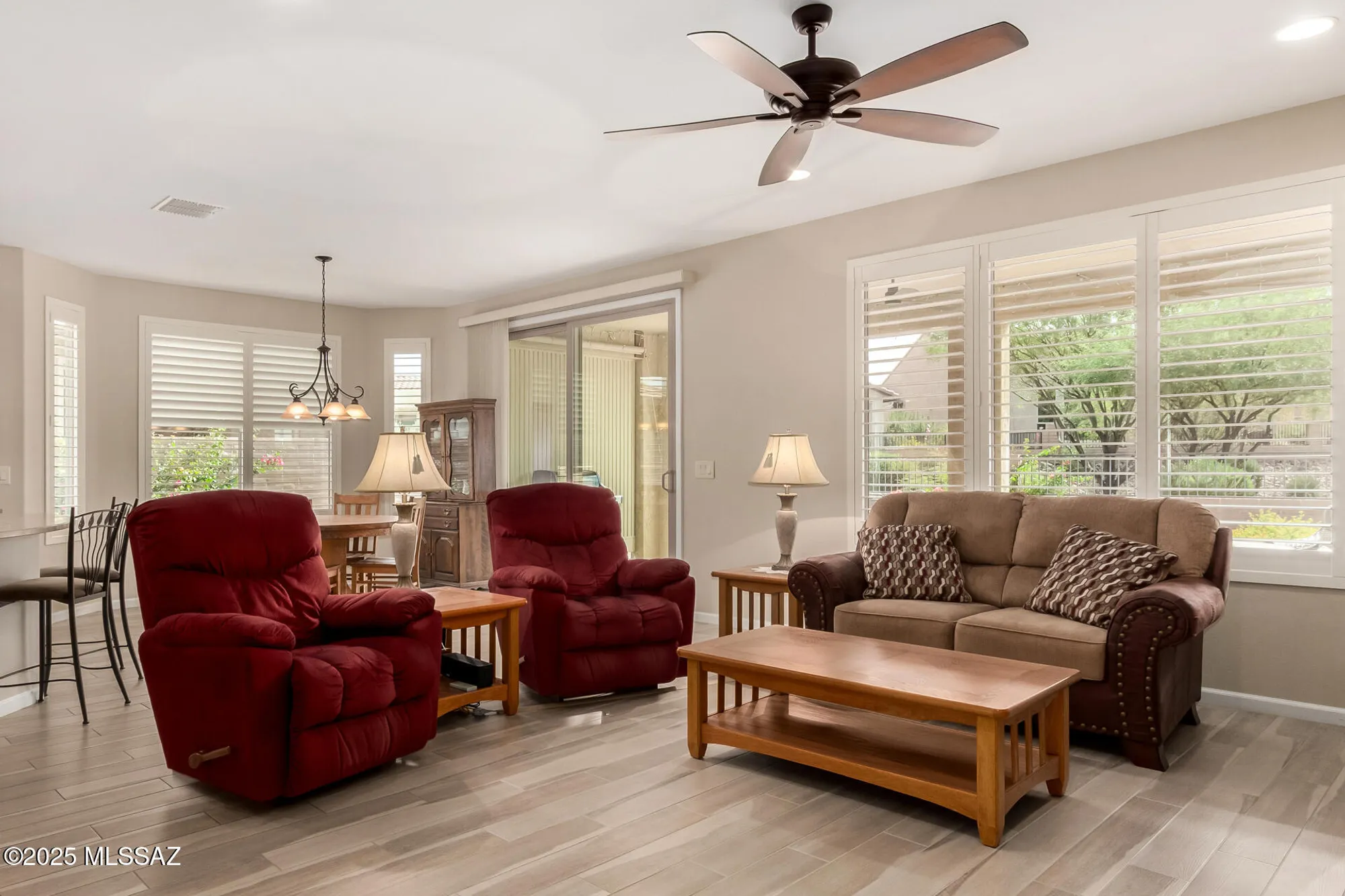 Property Slideshow image 4 of 26 | 2472 e rolling meadow ln, Green Valley, AZ, 85614