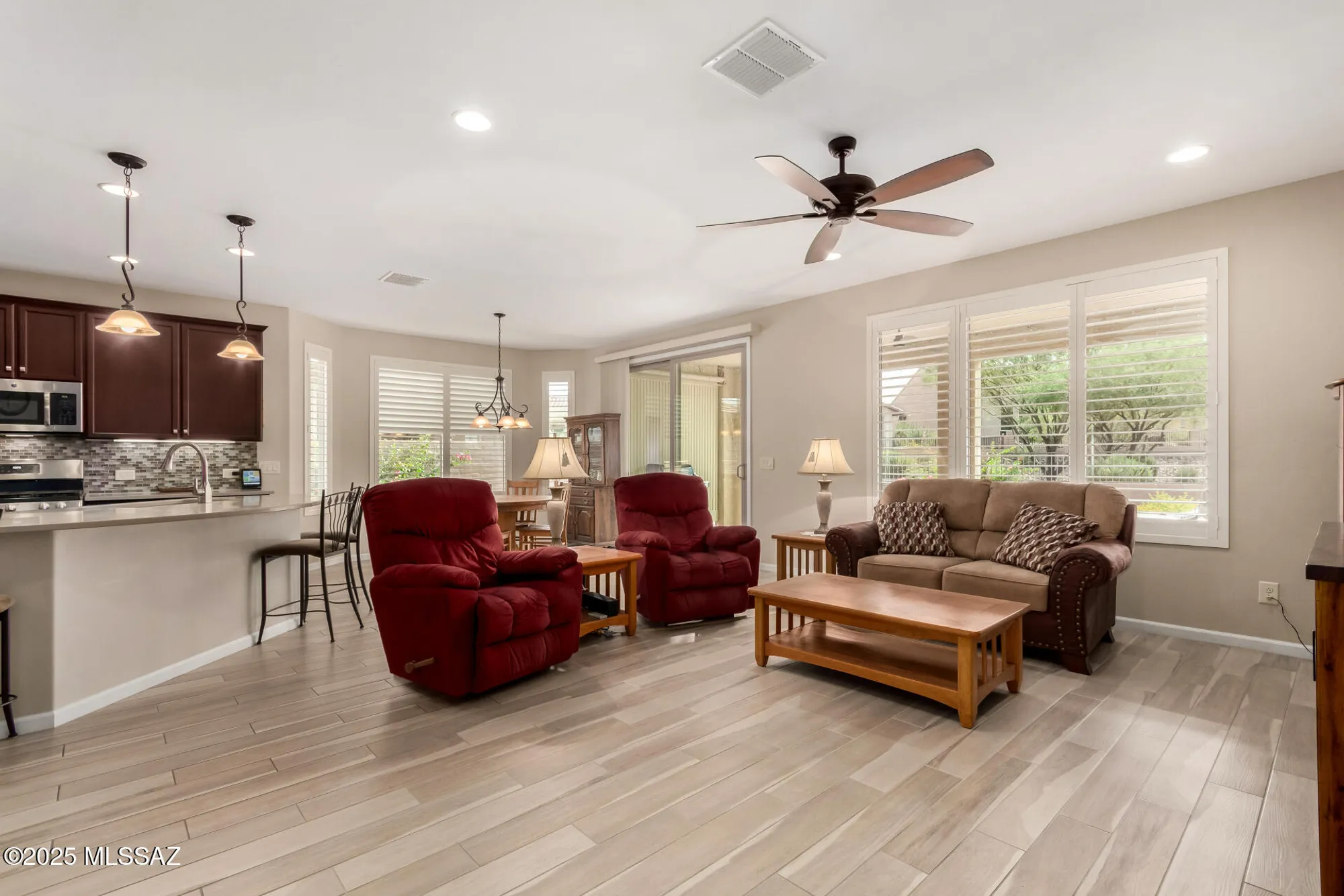 Property Slideshow image 5 of 26 | 2472 e rolling meadow ln, Green Valley, AZ, 85614