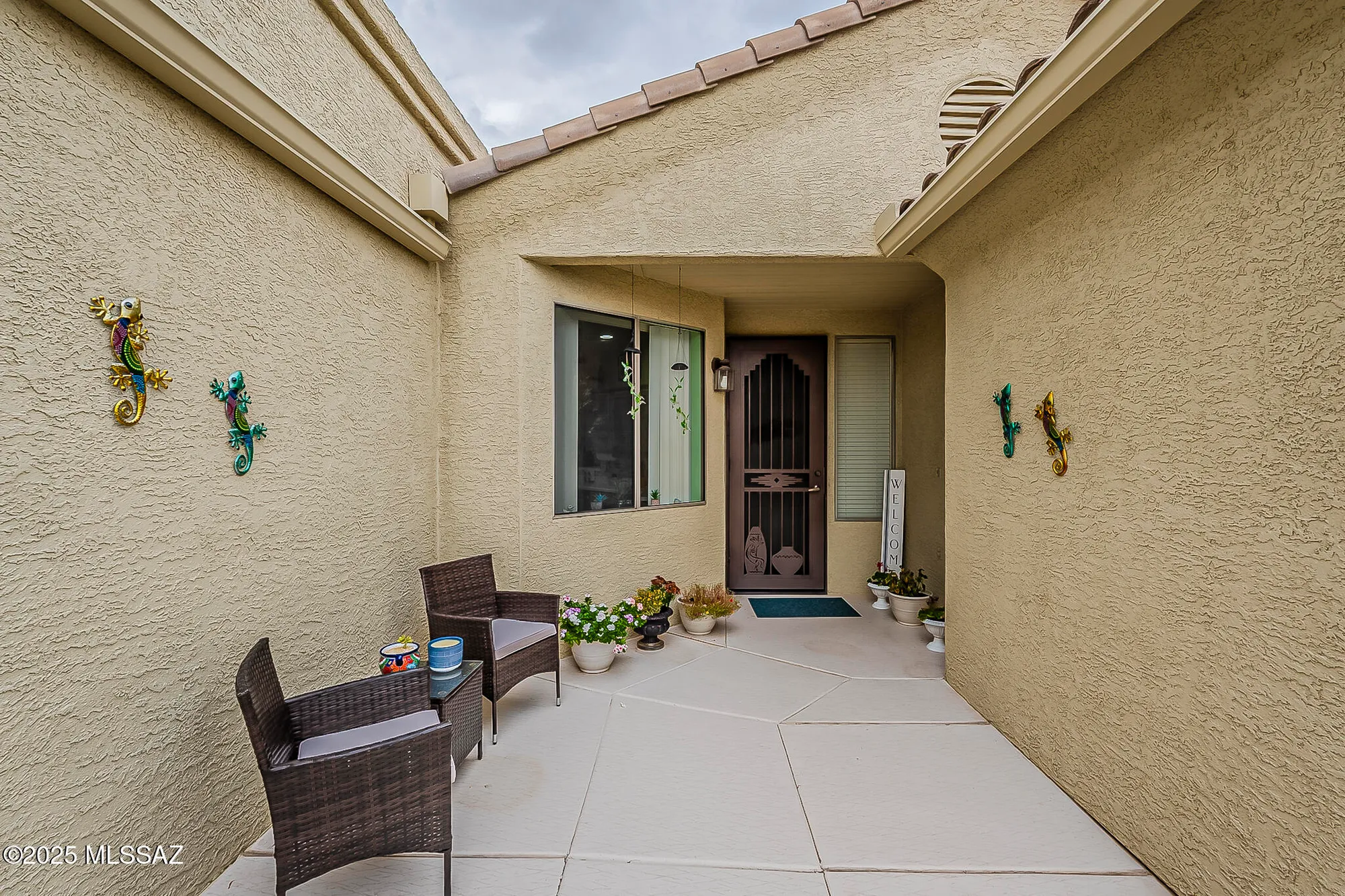Property Slideshow image 5 of 45 | 490 w moorwood st, Green Valley, AZ, 85614