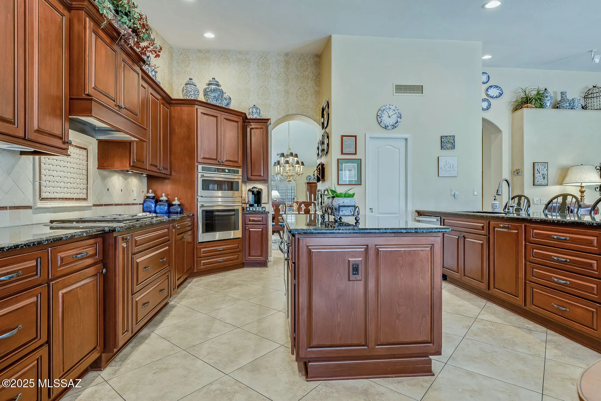 Property Slideshow image 14 of 50 | 37999 s spoon dr, Tucson, AZ, 85739