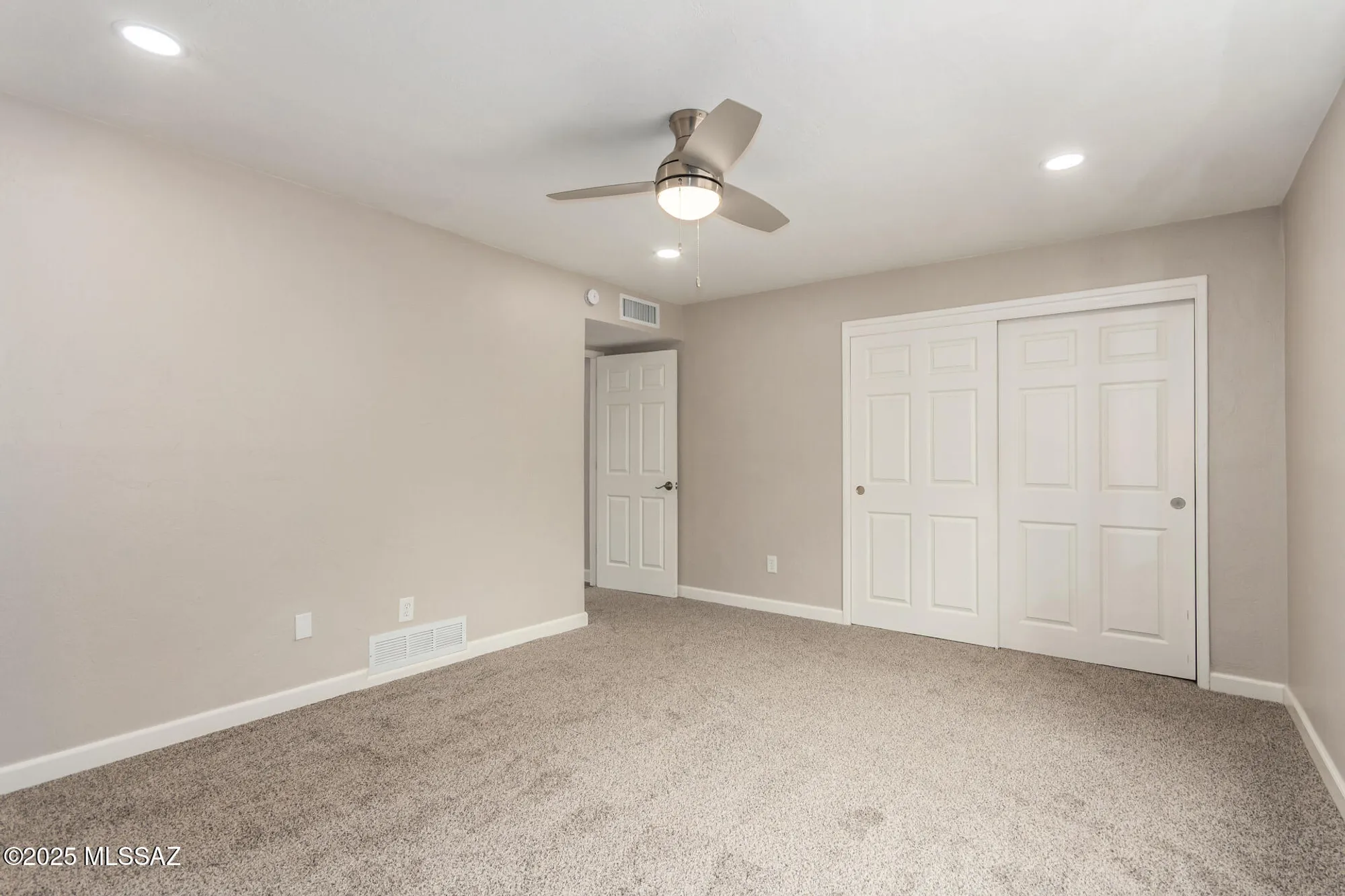 Property Slideshow image 11 of 27 | 481 e paseo chuparosas, Green Valley, AZ, 85614