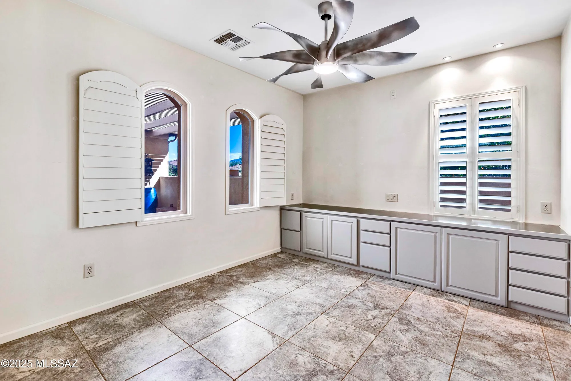 Property Slideshow image 13 of 50 | 31842 s gulch pass rd, Oracle, AZ, 85623