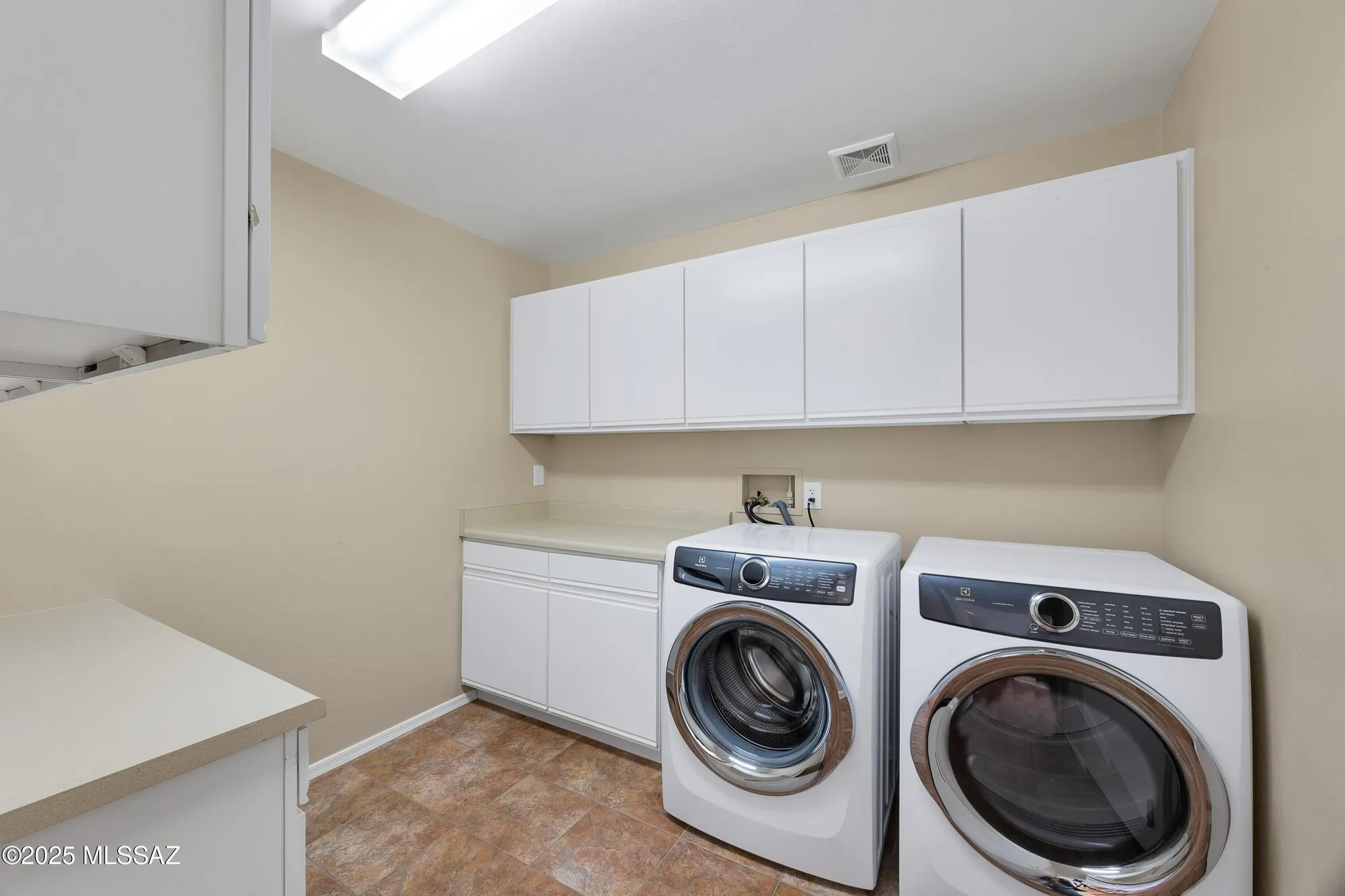 Property Slideshow image 20 of 50 | 38482 s sand crest dr, Saddlebrooke, AZ, 85739