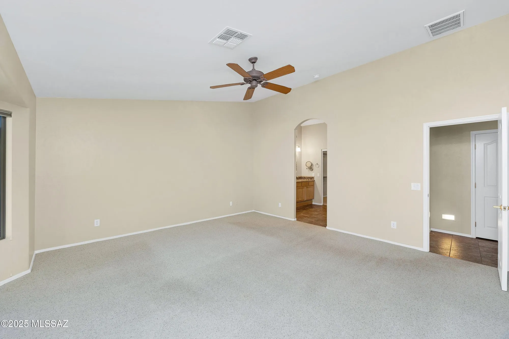 Property Slideshow image 24 of 50 | 38482 s sand crest dr, Saddlebrooke, AZ, 85739
