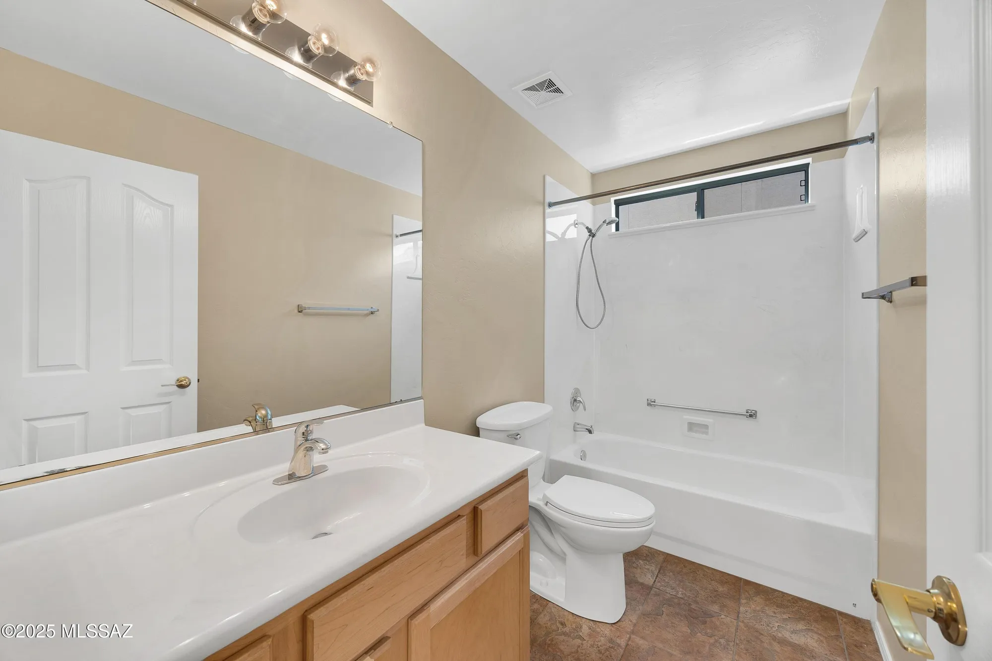 Property Slideshow image 32 of 50 | 38482 s sand crest dr, Saddlebrooke, AZ, 85739