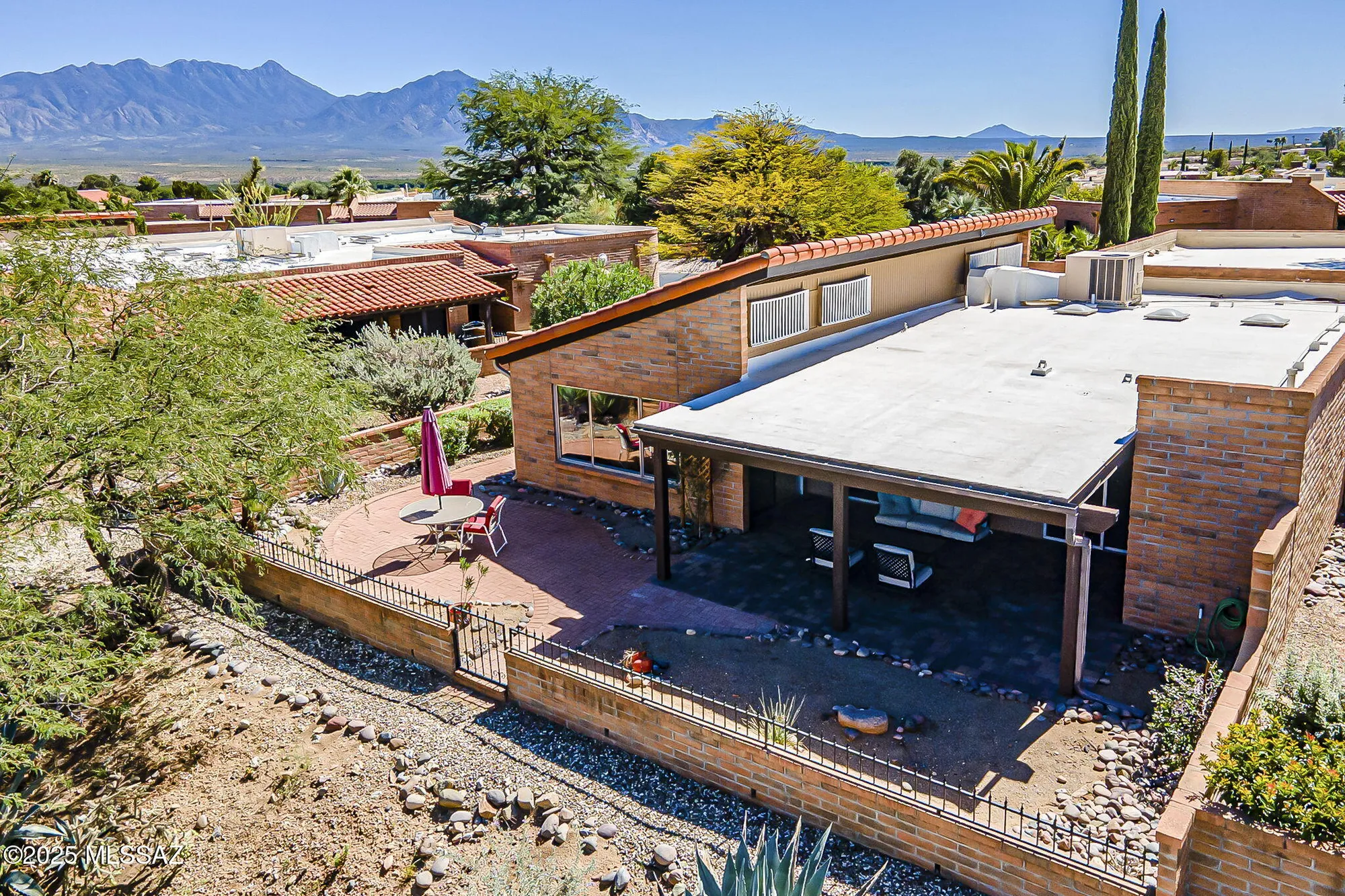 Property Slideshow image 46 of 47 | 924 w desert hills dr, Green Valley, AZ, 85622