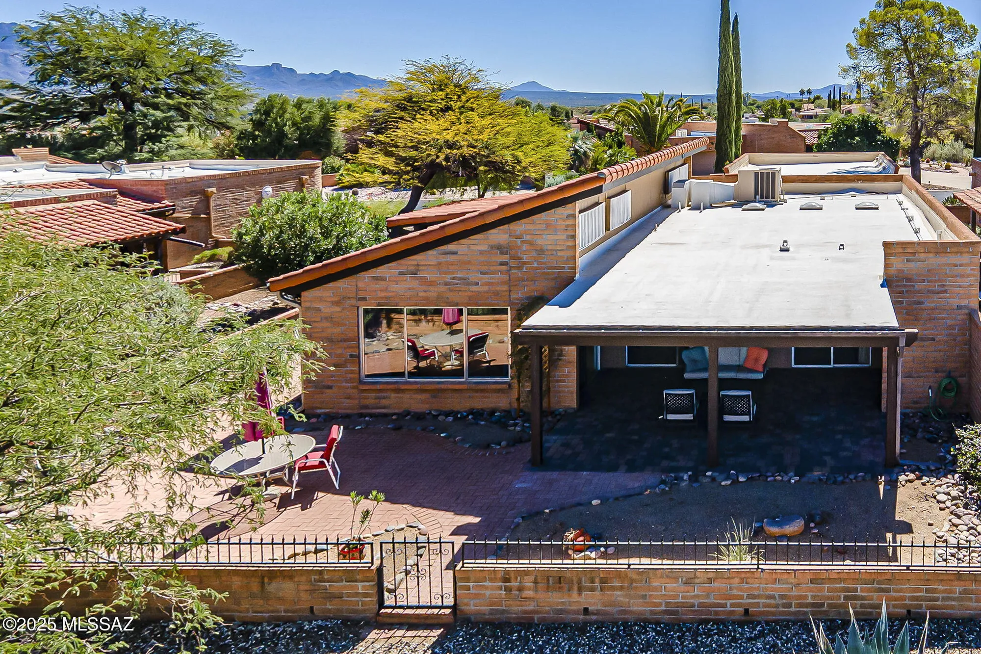 Property Slideshow image 45 of 47 | 924 w desert hills dr, Green Valley, AZ, 85622