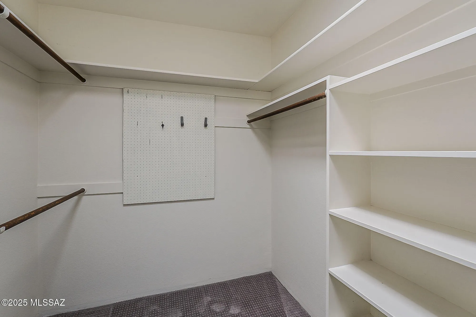 Property Slideshow image 24 of 47 | 924 w desert hills dr, Green Valley, AZ, 85622