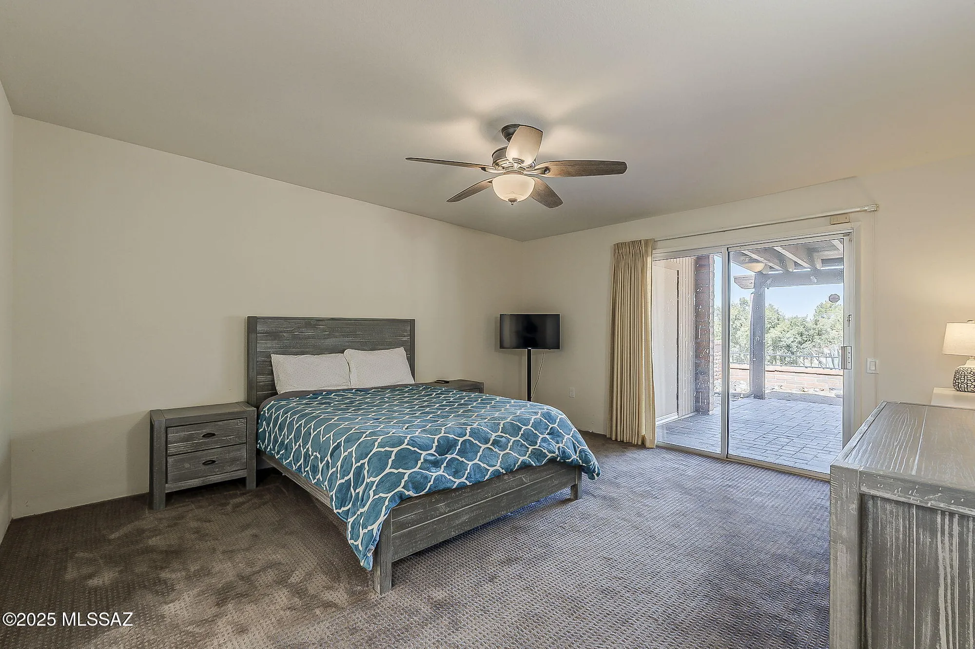 Property Slideshow image 19 of 47 | 924 w desert hills dr, Green Valley, AZ, 85622