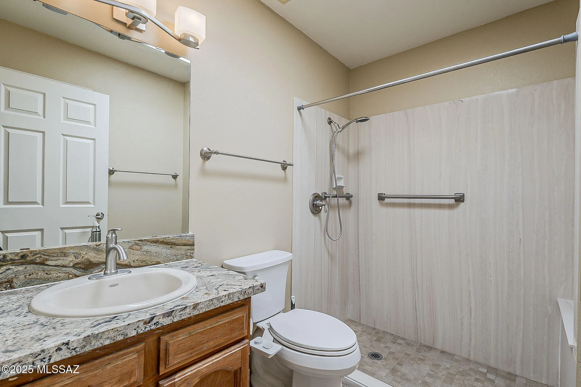 Property Slideshow image 31 of 47 | 924 w desert hills dr, Green Valley, AZ, 85622