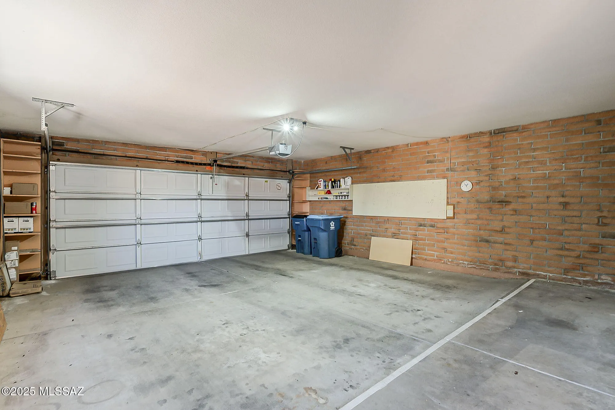 Property Slideshow image 32 of 47 | 924 w desert hills dr, Green Valley, AZ, 85622