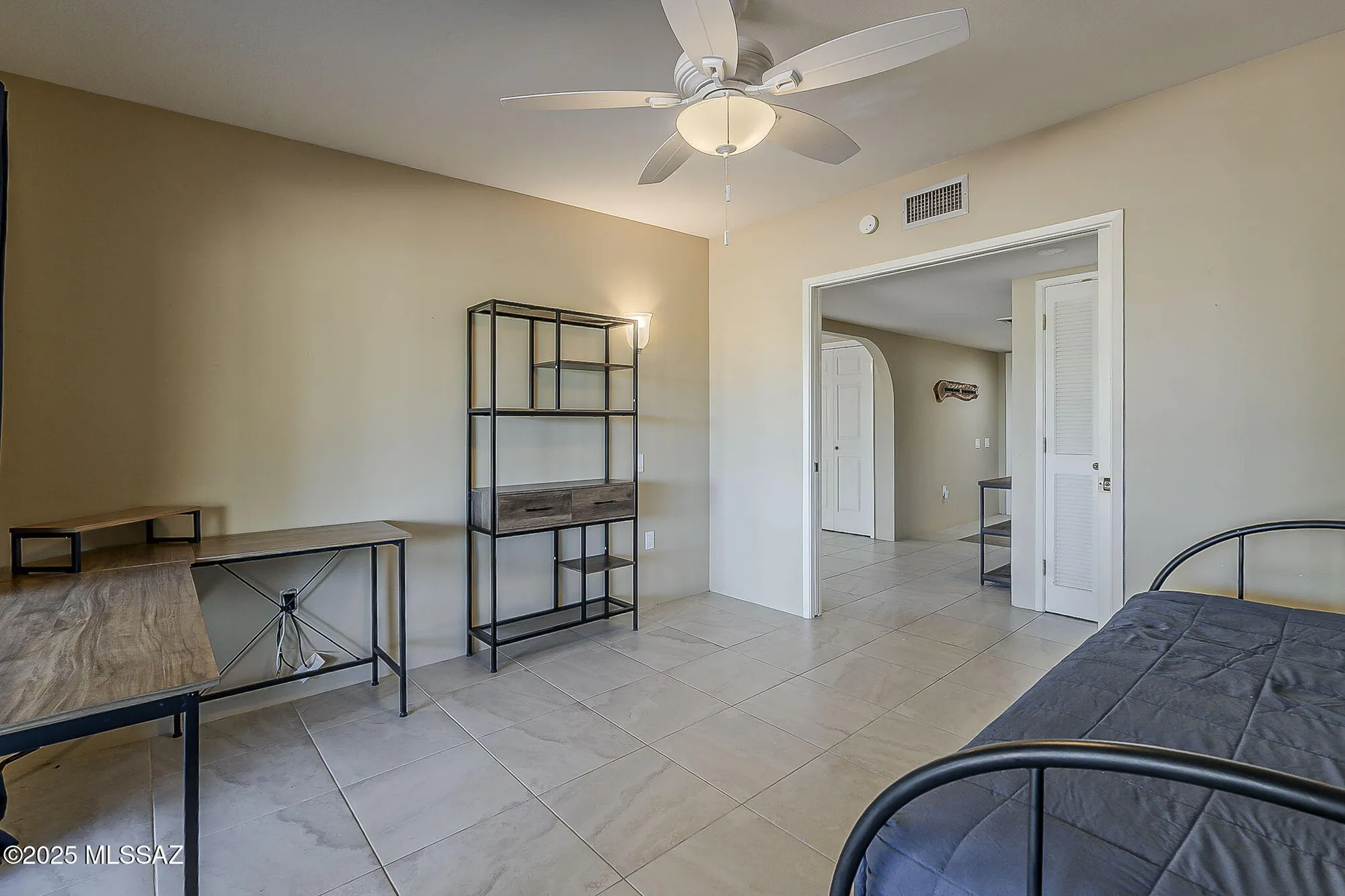 Property Slideshow image 26 of 47 | 924 w desert hills dr, Green Valley, AZ, 85622