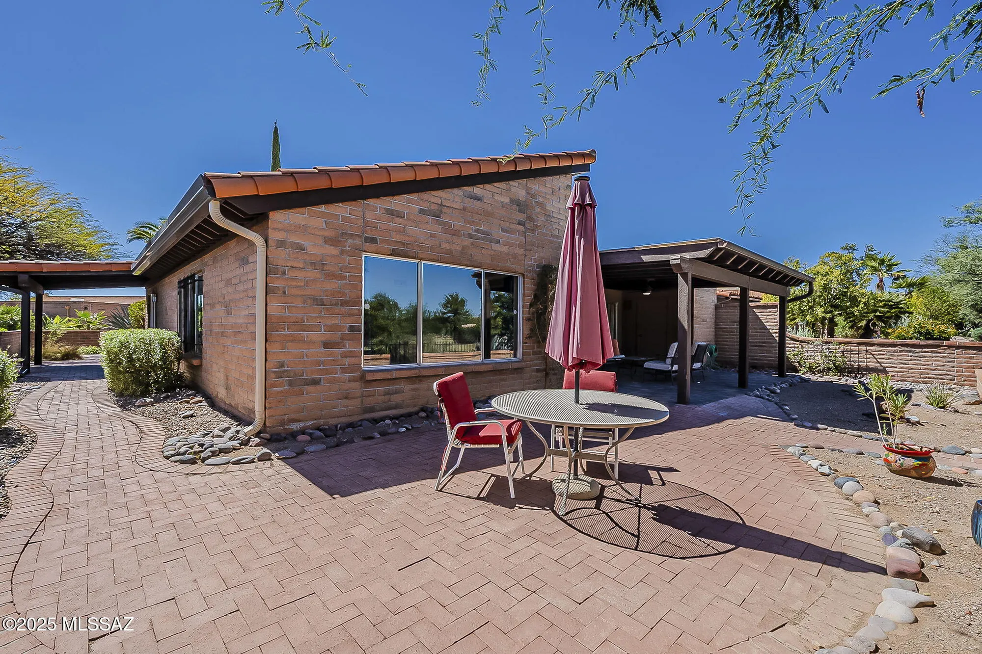 Property Slideshow image 38 of 47 | 924 w desert hills dr, Green Valley, AZ, 85622