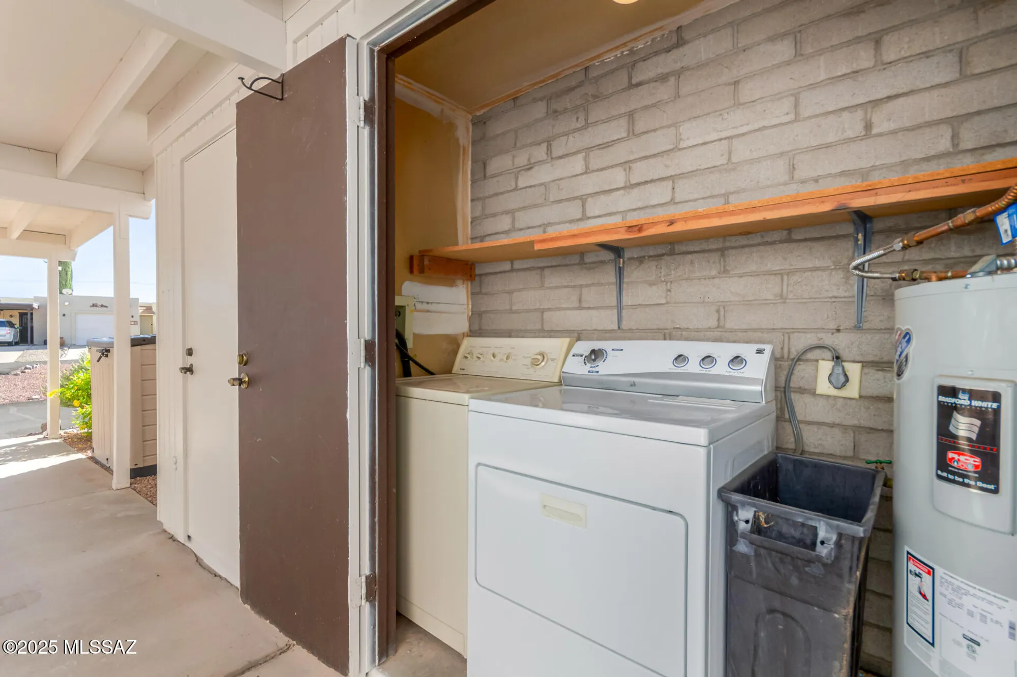 Property Slideshow image 23 of 28 | 1126 s alpine cir, Green Valley, AZ, 85614