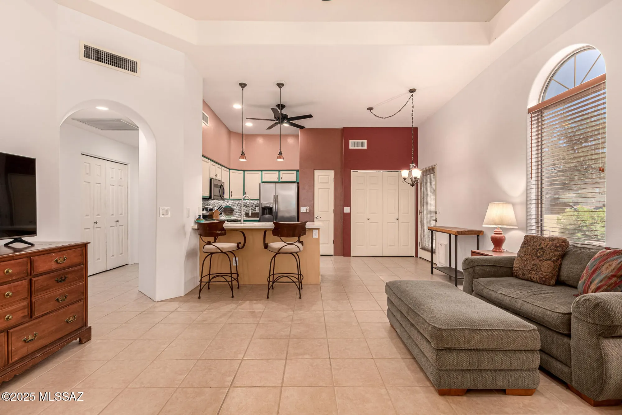 Property Slideshow image 6 of 41 | 2424 w via di silvio, Tucson, AZ, 85741