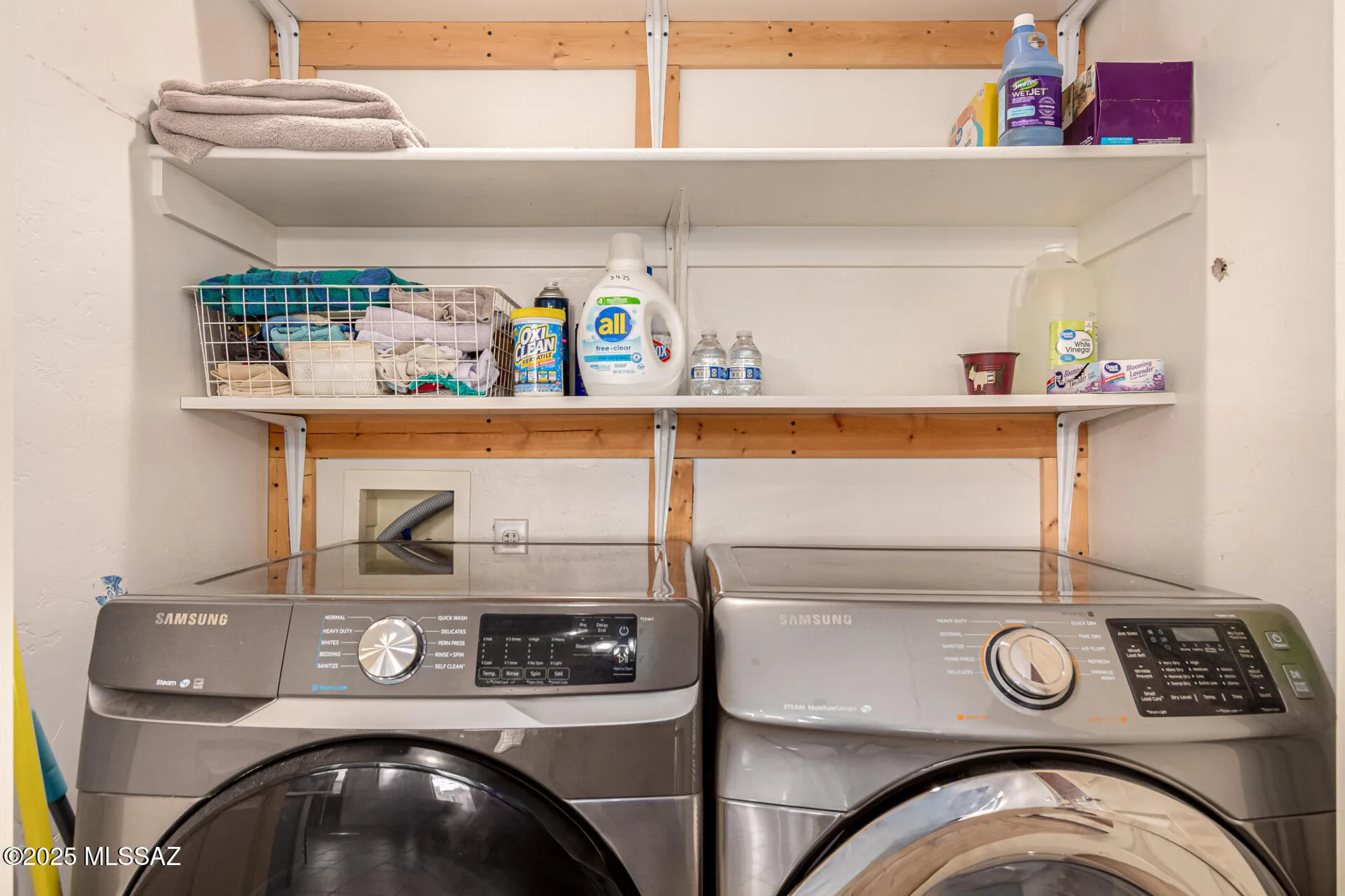 Property Slideshow image 11 of 41 | 2424 w via di silvio, Tucson, AZ, 85741