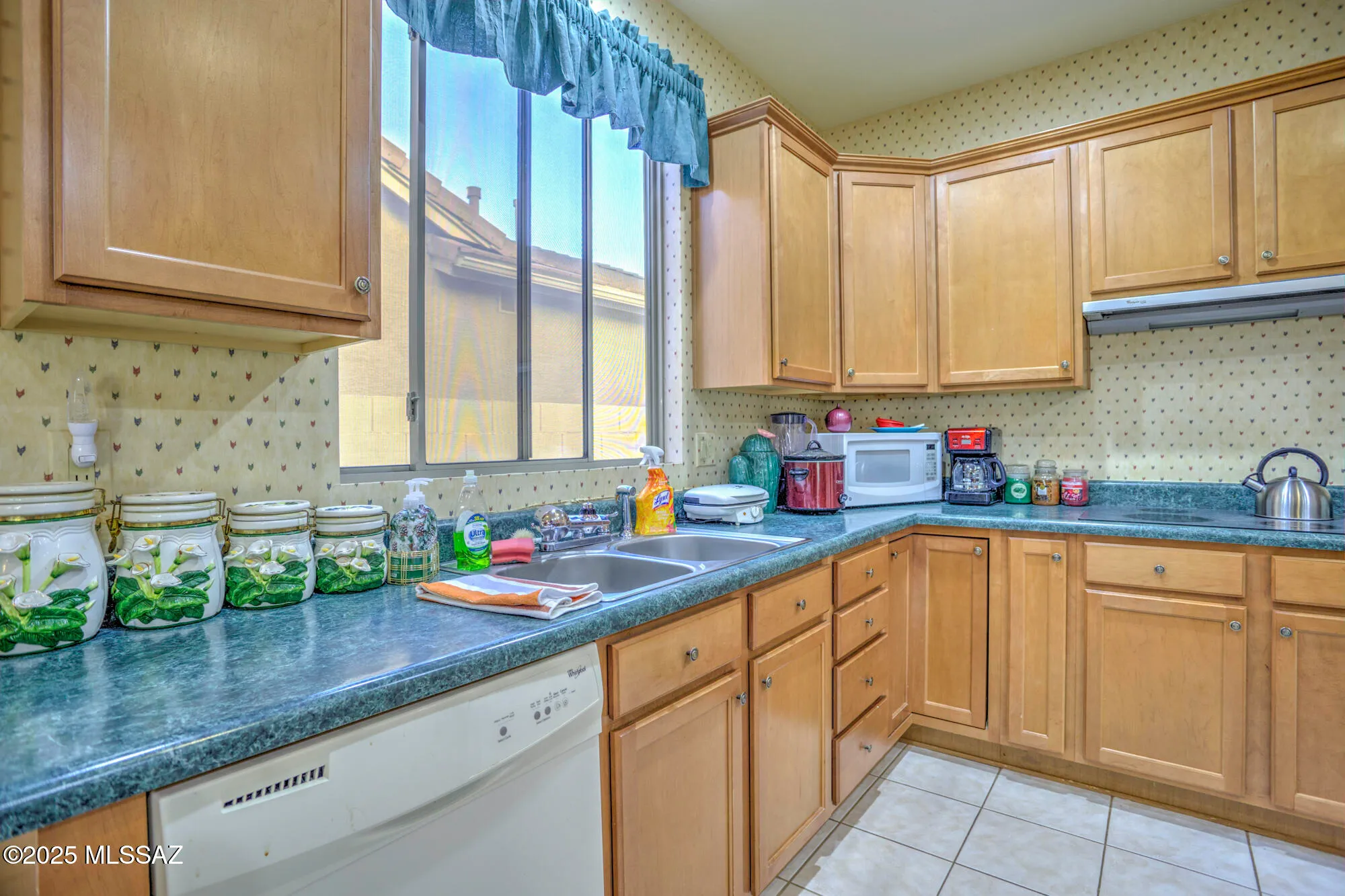 Property Slideshow image 11 of 32 | 62583 e amberwood dr, Saddlebrooke, AZ, 85739