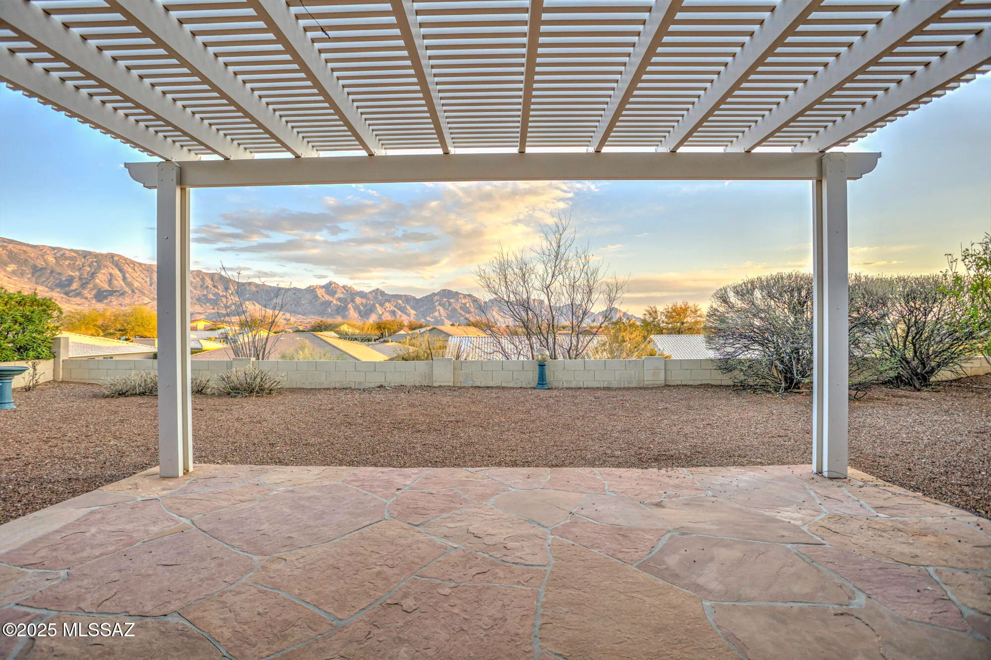 Property Slideshow image 24 of 32 | 62583 e amberwood dr, Saddlebrooke, AZ, 85739