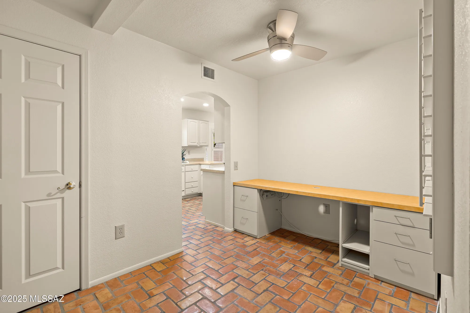 Property Slideshow image 19 of 49 | 14331 n copperstone dr, Oro Valley, AZ, 85755