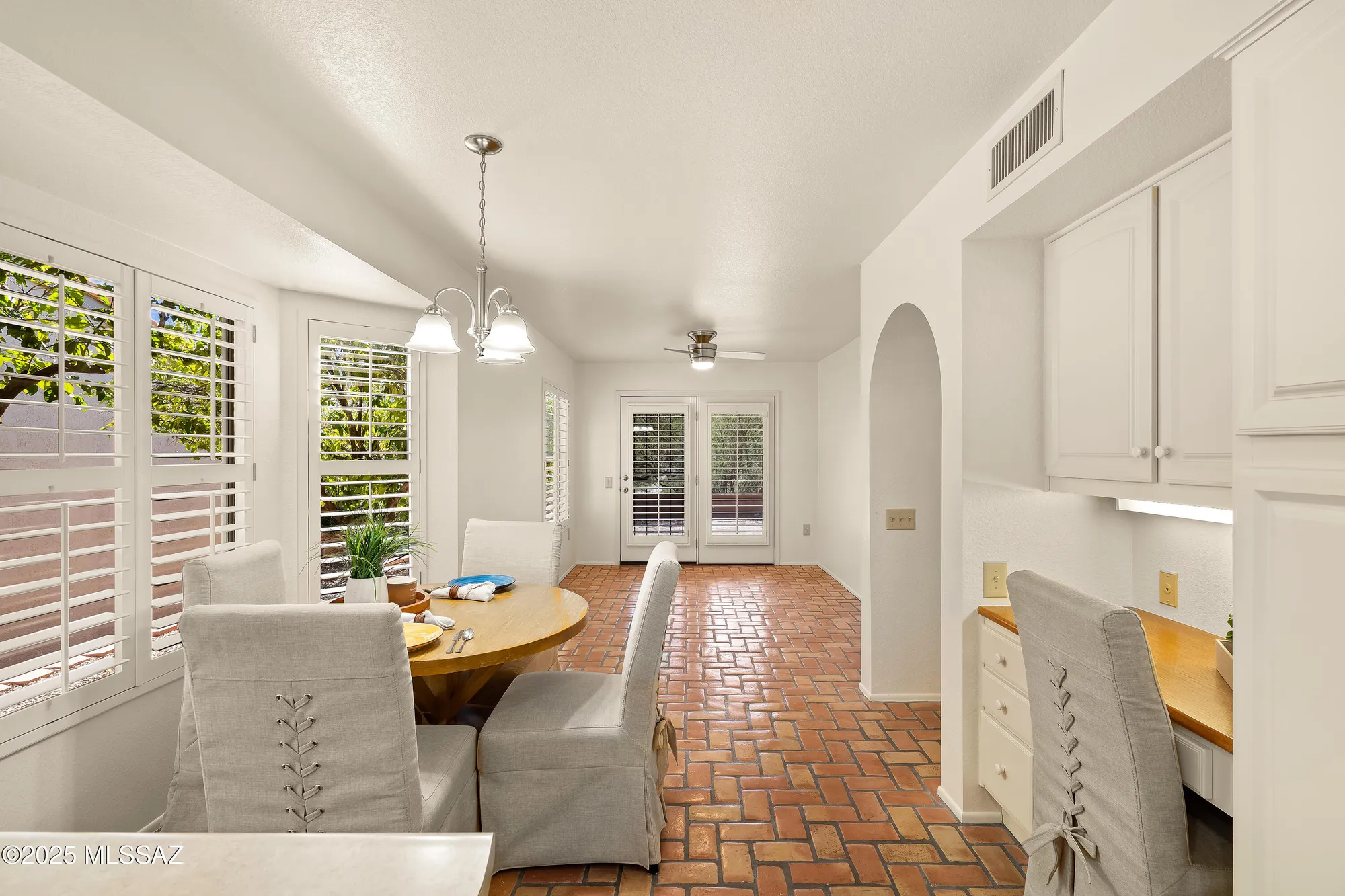 Property Slideshow image 15 of 49 | 14331 n copperstone dr, Oro Valley, AZ, 85755