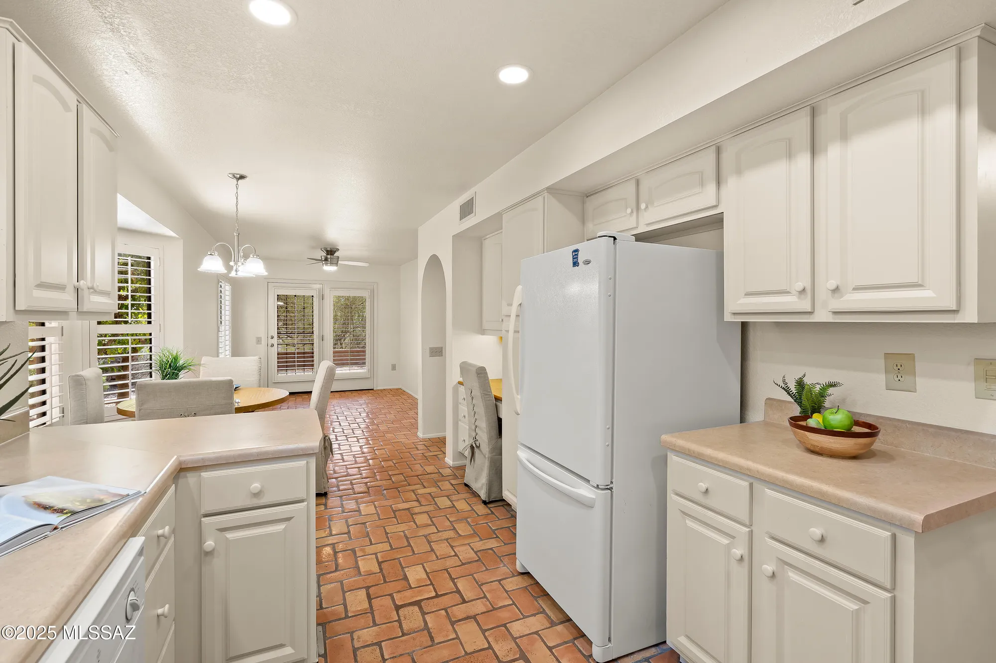 Property Slideshow image 14 of 49 | 14331 n copperstone dr, Oro Valley, AZ, 85755