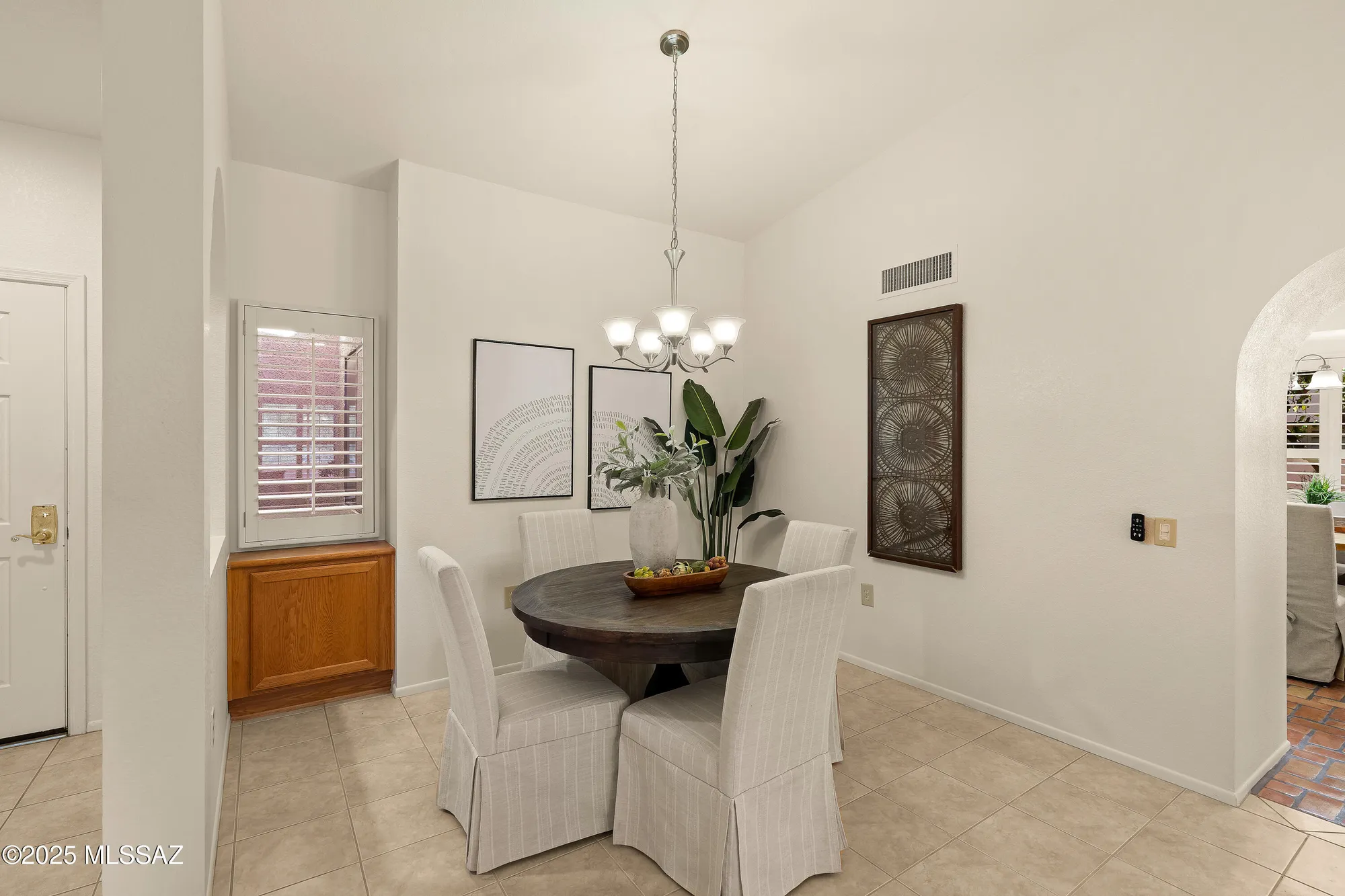 Property Slideshow image 10 of 49 | 14331 n copperstone dr, Oro Valley, AZ, 85755