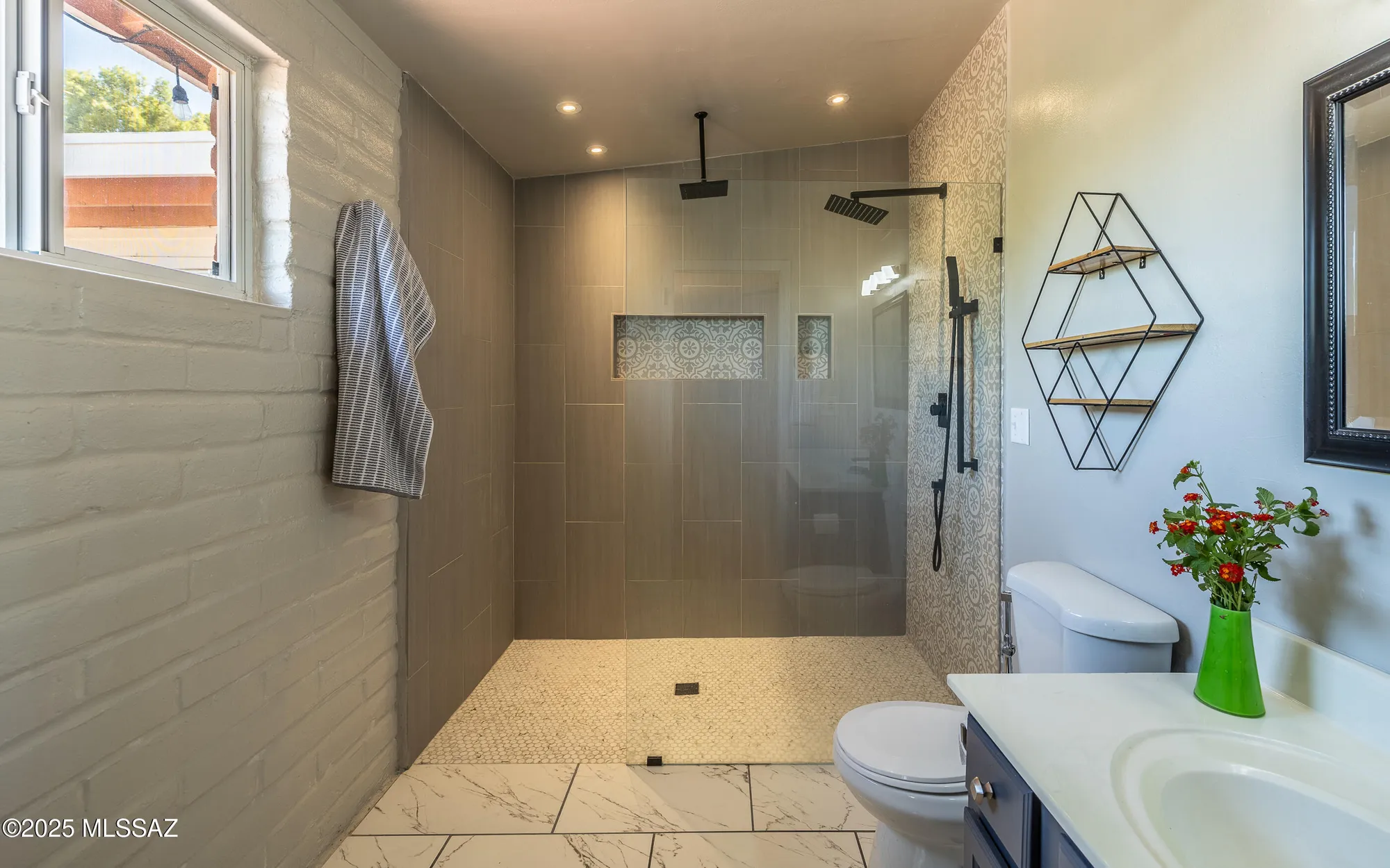 Property Slideshow image 22 of 35 | 240 e el viento, Green Valley, AZ, 85614