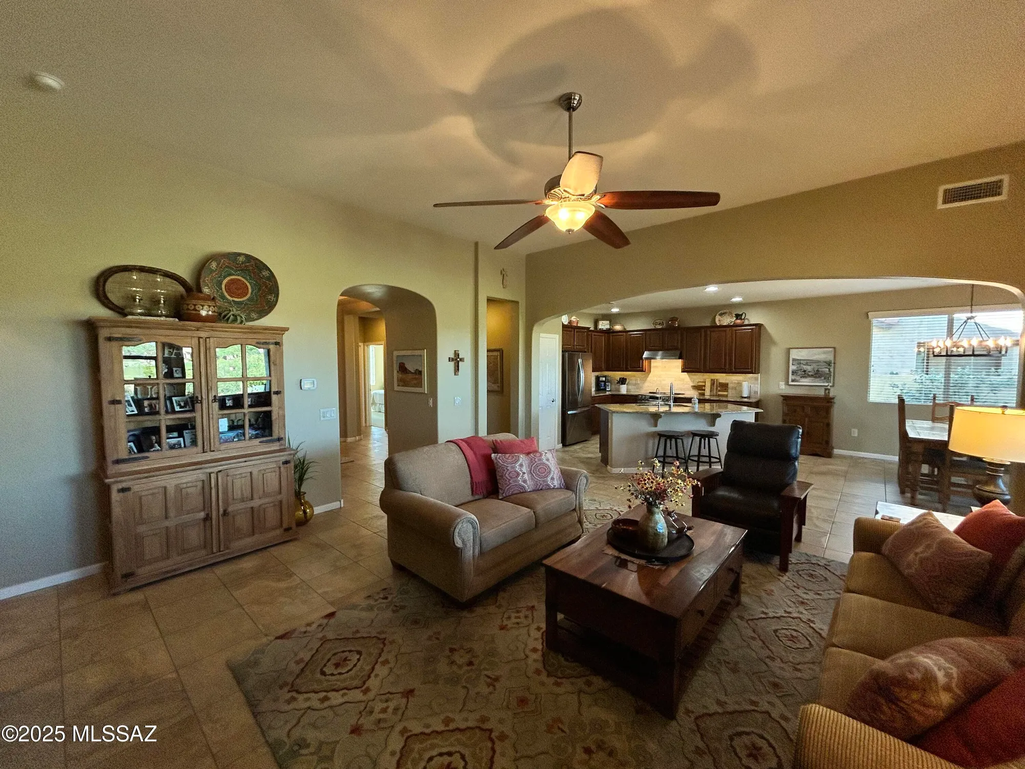 Property Slideshow image 11 of 47 | 60520 e arroyo vista dr, Oracle, AZ, 85623
