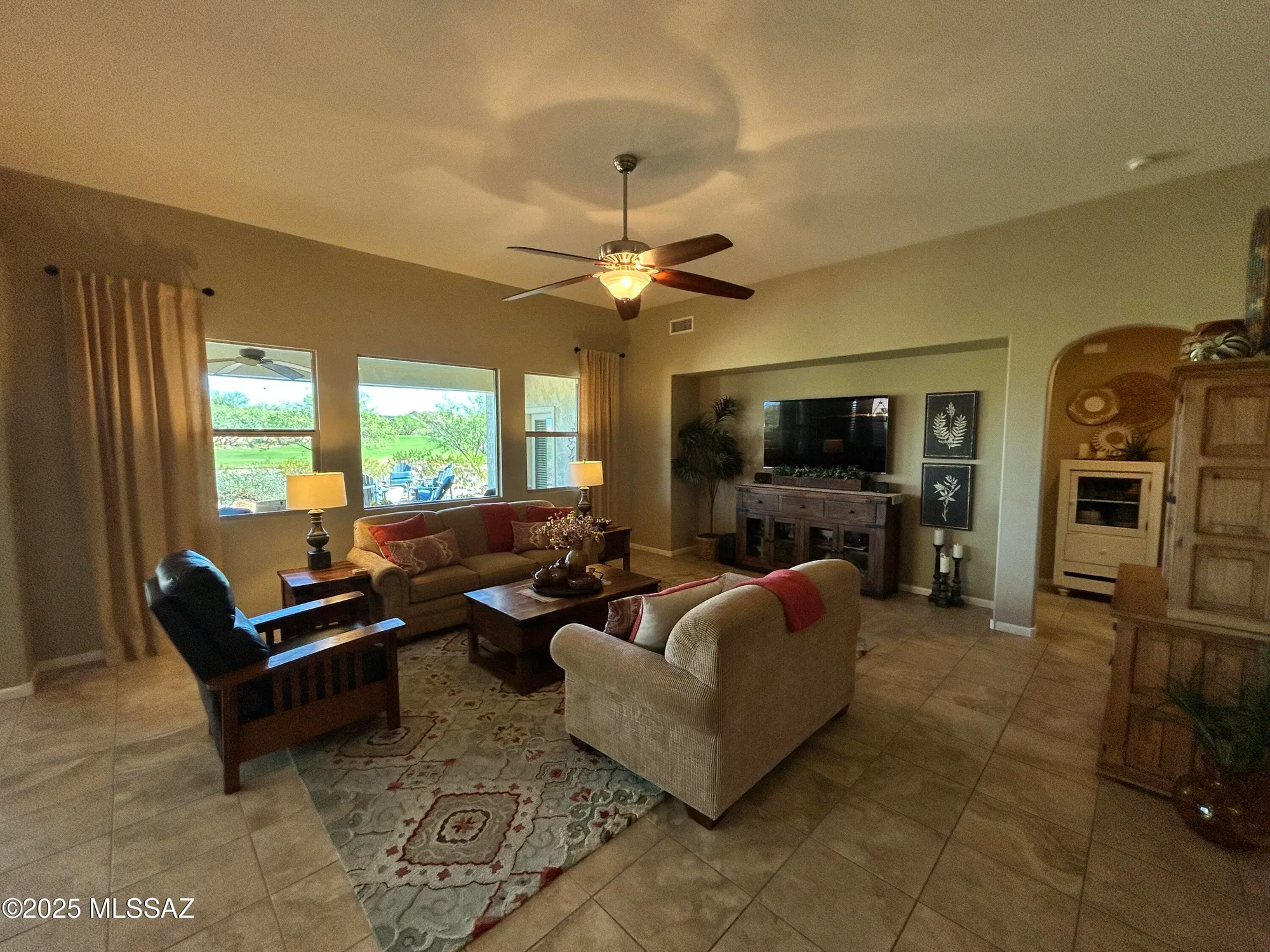 Property Slideshow image 9 of 47 | 60520 e arroyo vista dr, Oracle, AZ, 85623