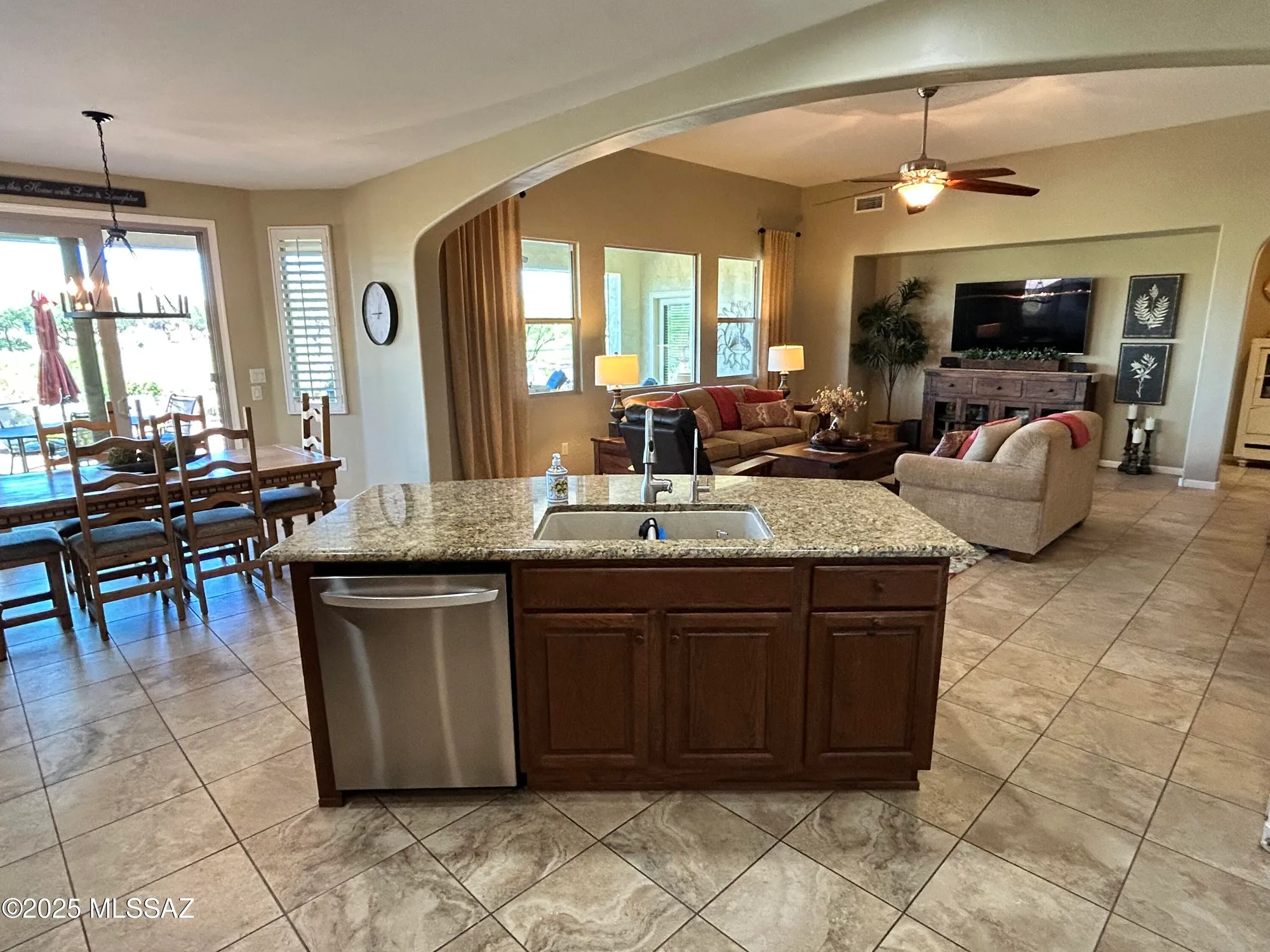 Property Slideshow image 19 of 47 | 60520 e arroyo vista dr, Oracle, AZ, 85623