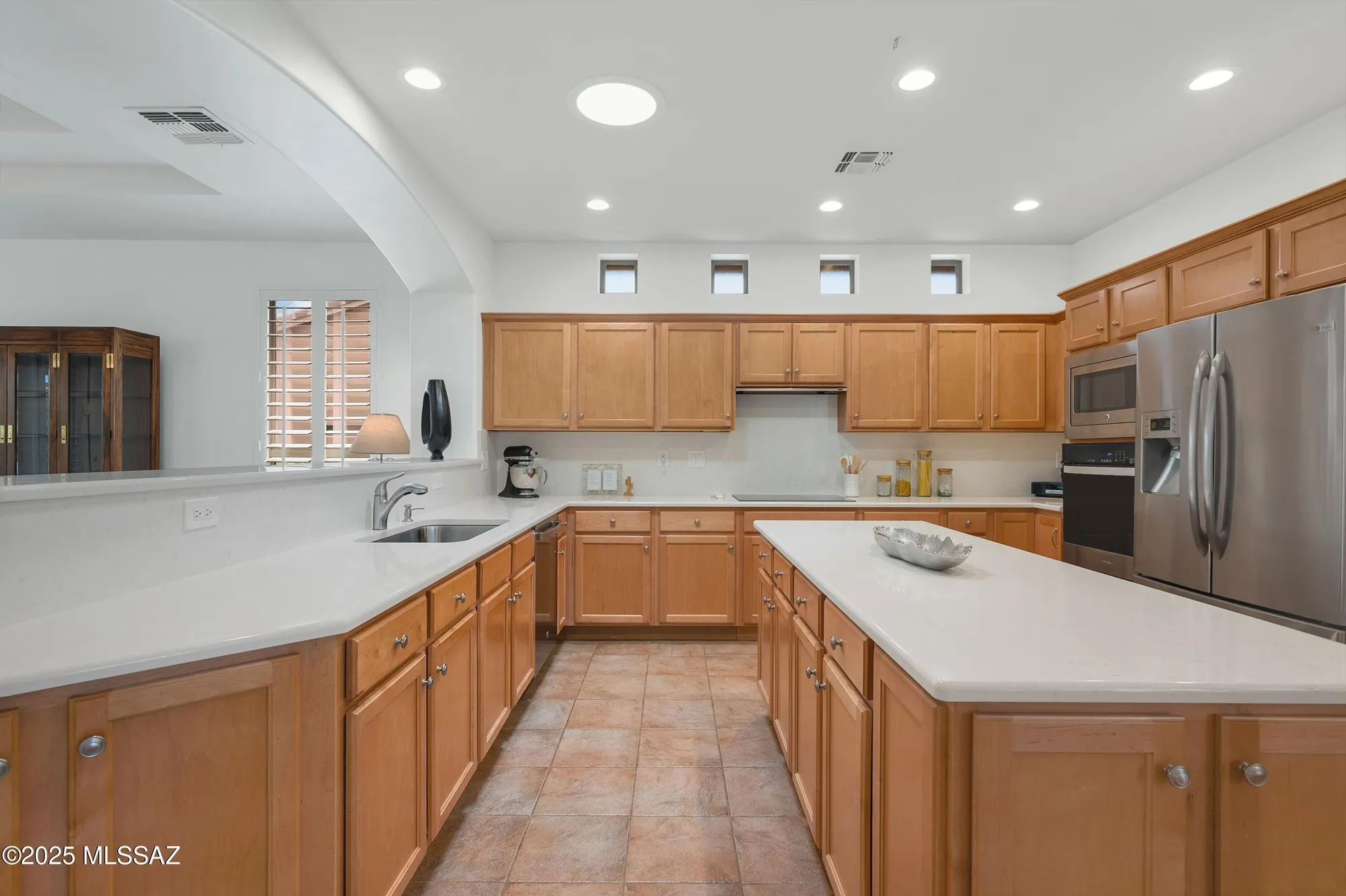 Property Slideshow image 13 of 37 | 37741 s hill side dr, Saddlebrooke, AZ, 85739