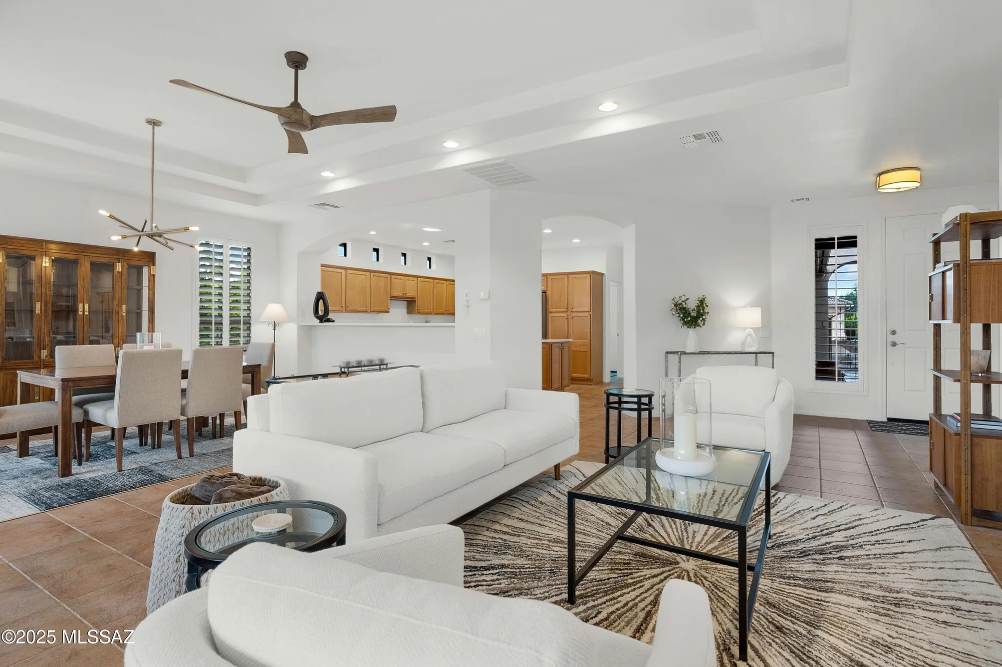 Property Slideshow image 4 of 37 | 37741 s hill side dr, Saddlebrooke, AZ, 85739