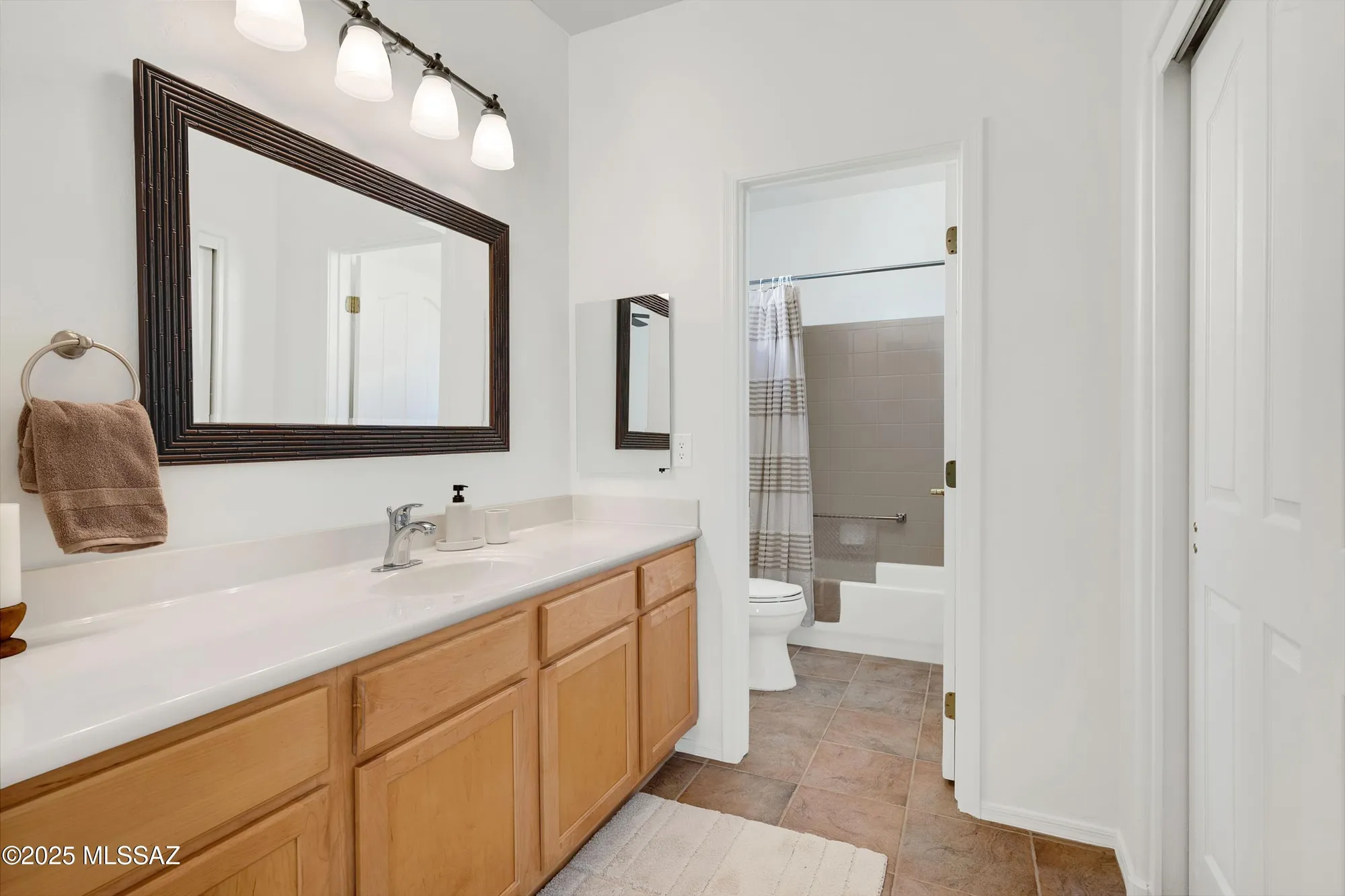 Property Slideshow image 34 of 37 | 37741 s hill side dr, Saddlebrooke, AZ, 85739