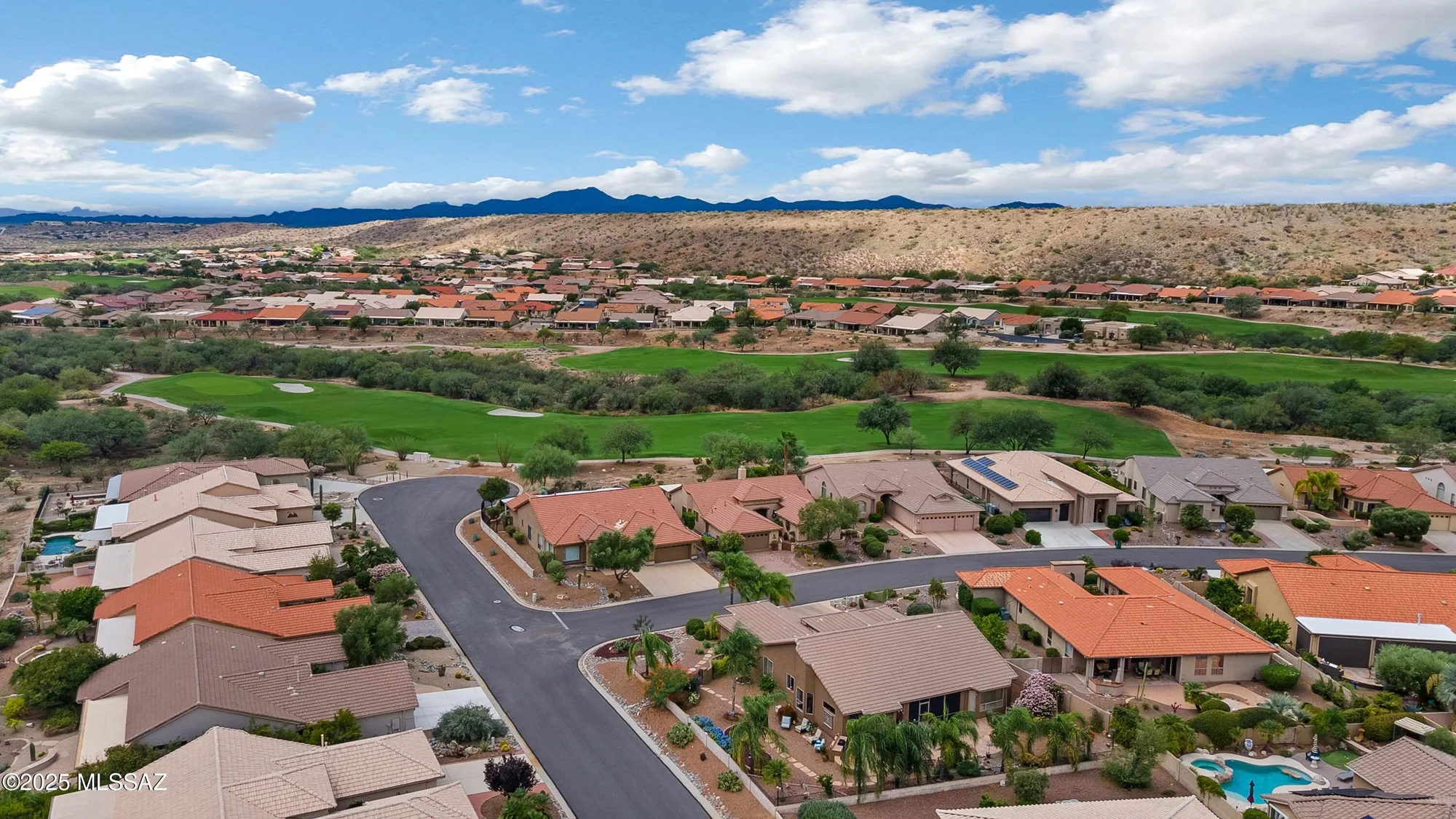 Property Slideshow image 20 of 37 | 37741 s hill side dr, Saddlebrooke, AZ, 85739
