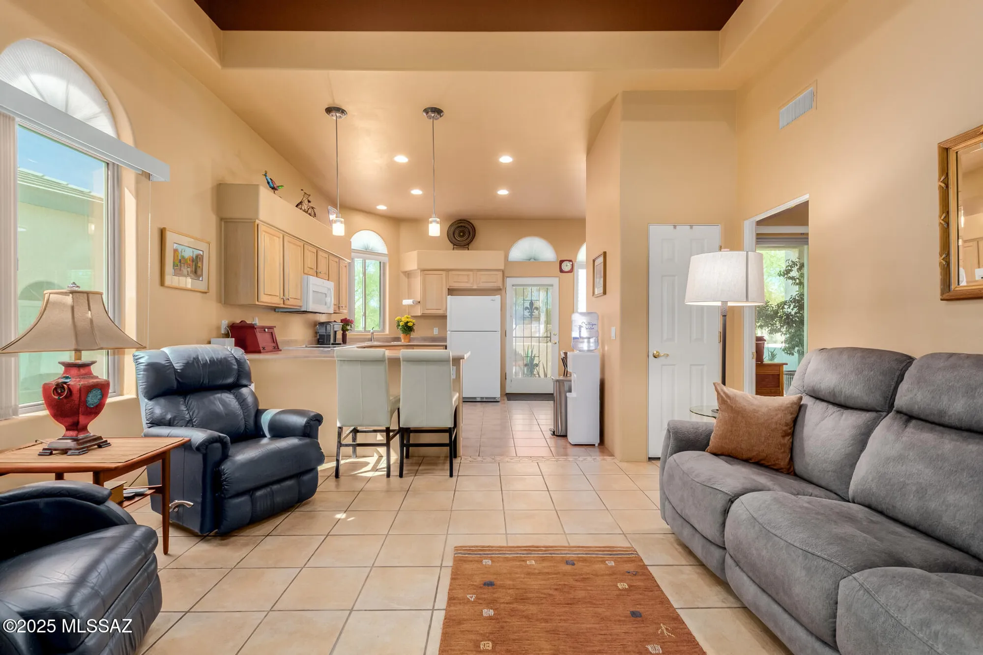 Property Slideshow image 7 of 38 | 2406 w via di silvio, Tucson, AZ, 85741