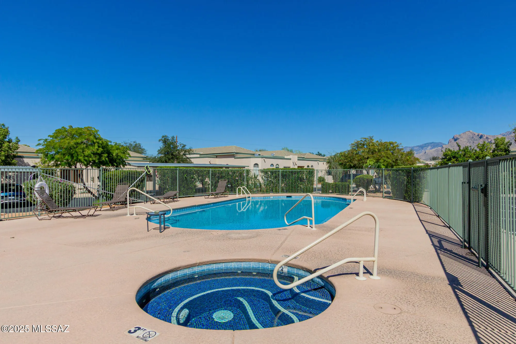 Property Slideshow image 32 of 38 | 2406 w via di silvio, Tucson, AZ, 85741